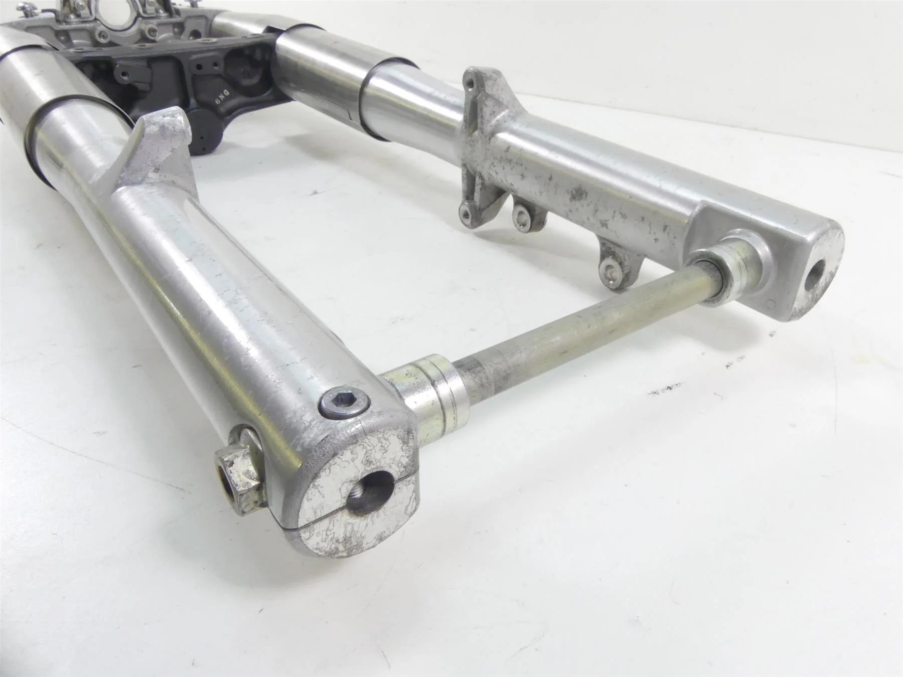 2007 Yamaha XVS1300 V-Star Straight Front Forks Tripe Tree Set 3D8-23103-00-00 - Image 2