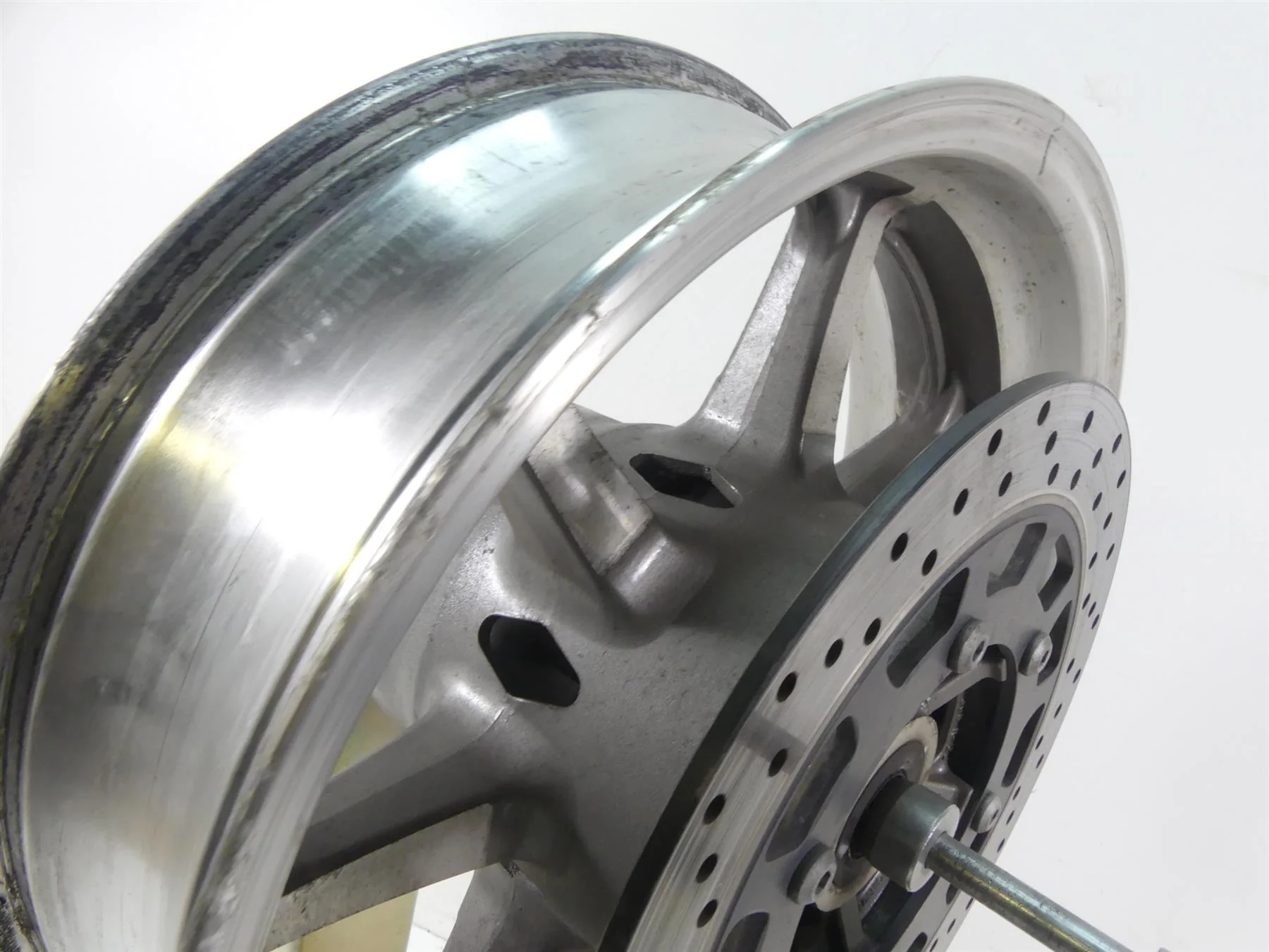 2007 Yamaha XVS1300 V-Star Straight Rear Wheel Rim 16x4.5 3D8-25338-00-MA - Image 12