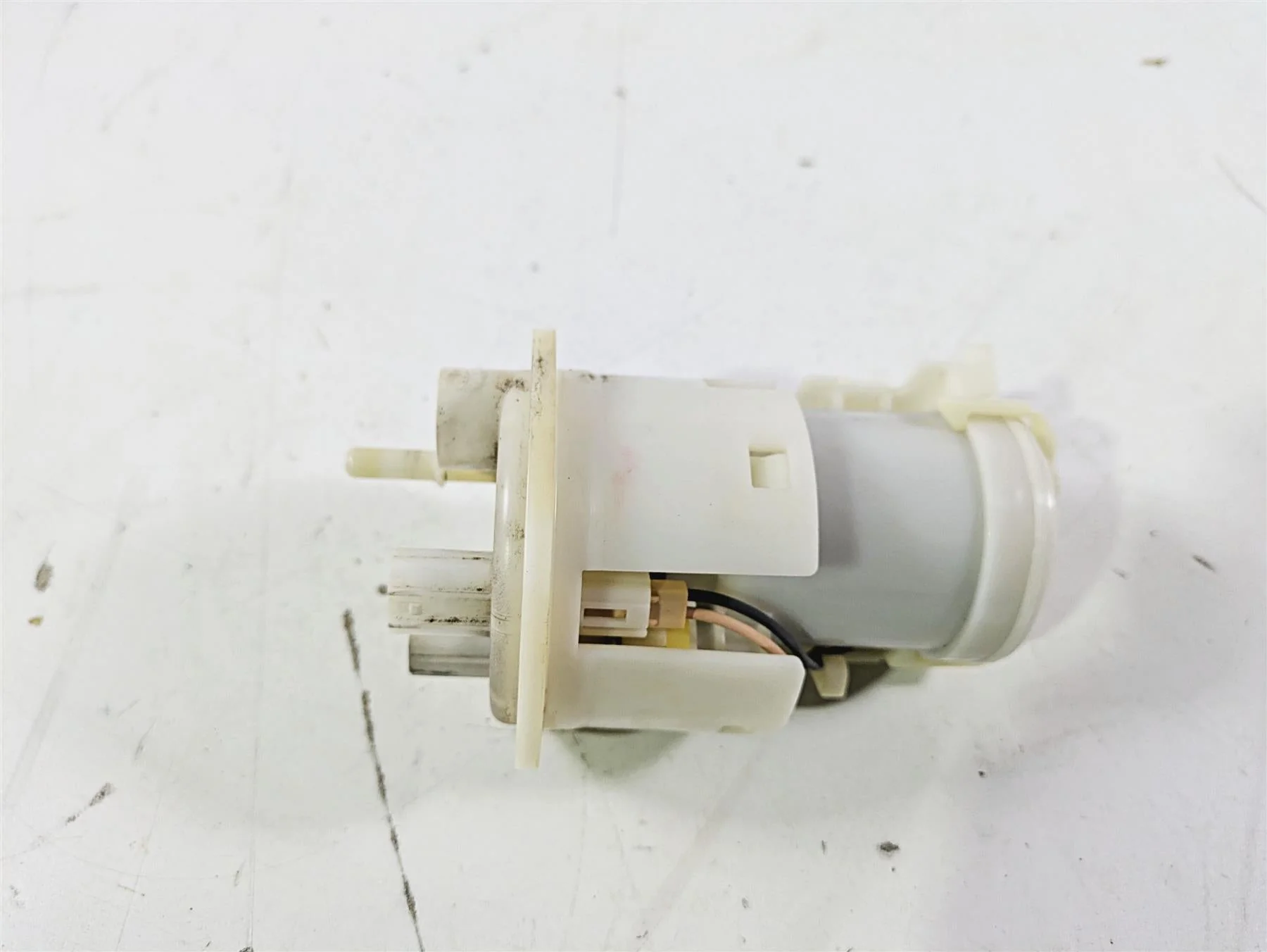2007 Yamaha XVS1300 V-Star Tour Fuel Gas Petrol Pump 3D8-13907-00-00