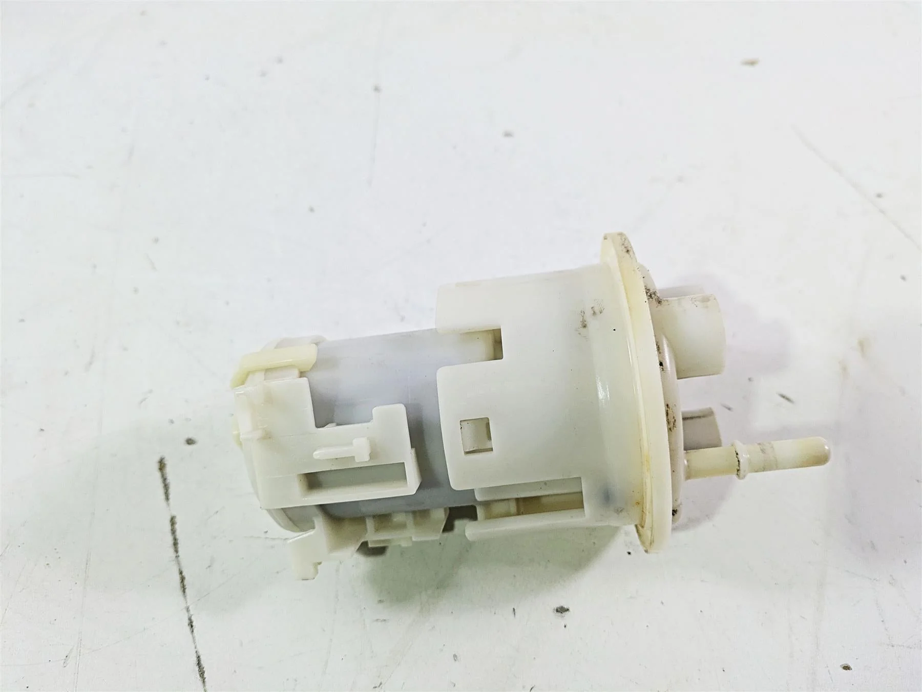 2007 Yamaha XVS1300 V-Star Tour Fuel Gas Petrol Pump 3D8-13907-00-00 - Image 3