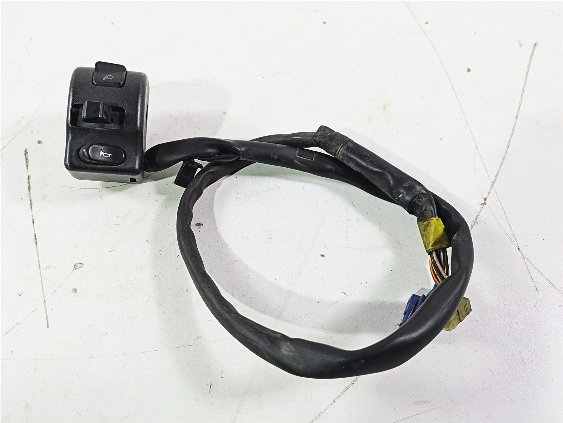 2007 Yamaha XVS1300 V-Star Tour Left Hand Control Switch 3D8-83973-00-00