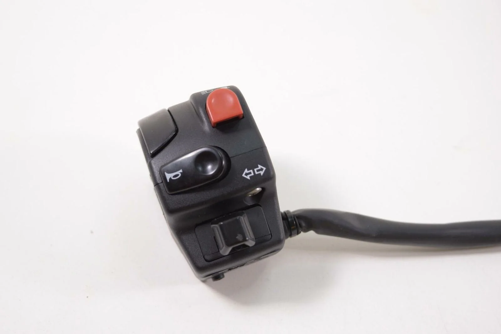2008 Aprilia RSV2 RSV1000 R Left Control Switch Light Horn AP8127365 - Image 2