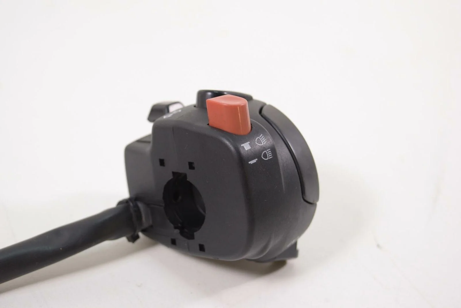 2008 Aprilia RSV2 RSV1000 R Left Control Switch Light Horn AP8127365 - Image 4