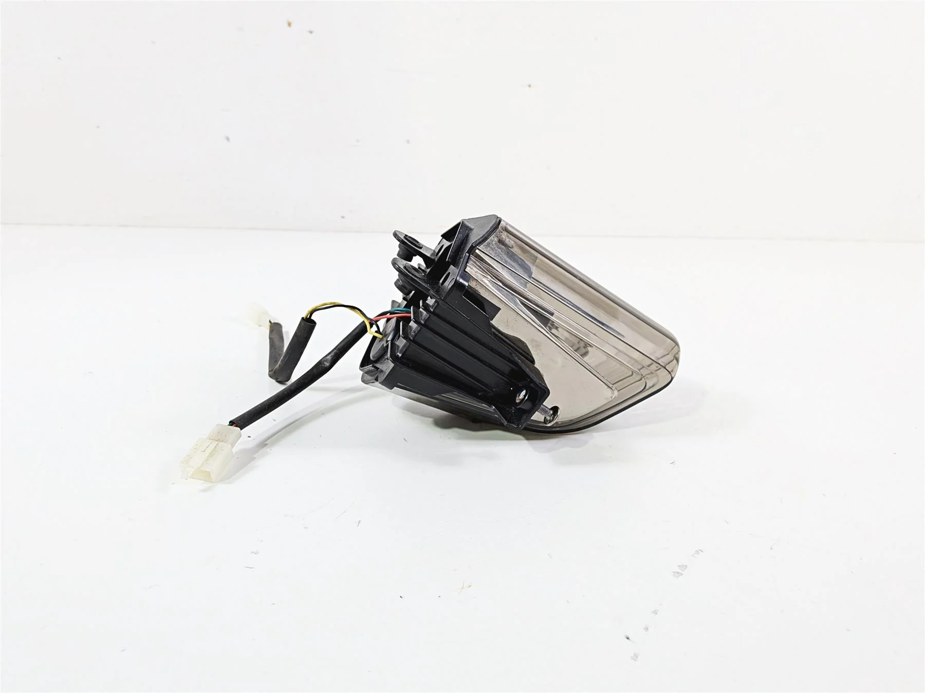 2008 Aprilia RSVR 1000 Factory Aftermarket Taillight Tail Light Lamp AP8127723 - Image 3