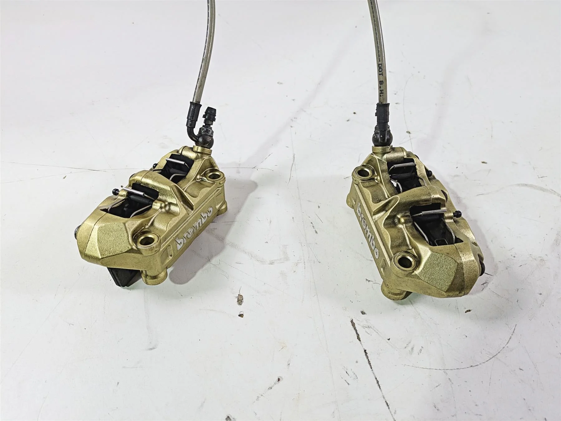 2008 Aprilia RSVR 1000 Factory Brembo Front Brake Caliper Set  AP8133590