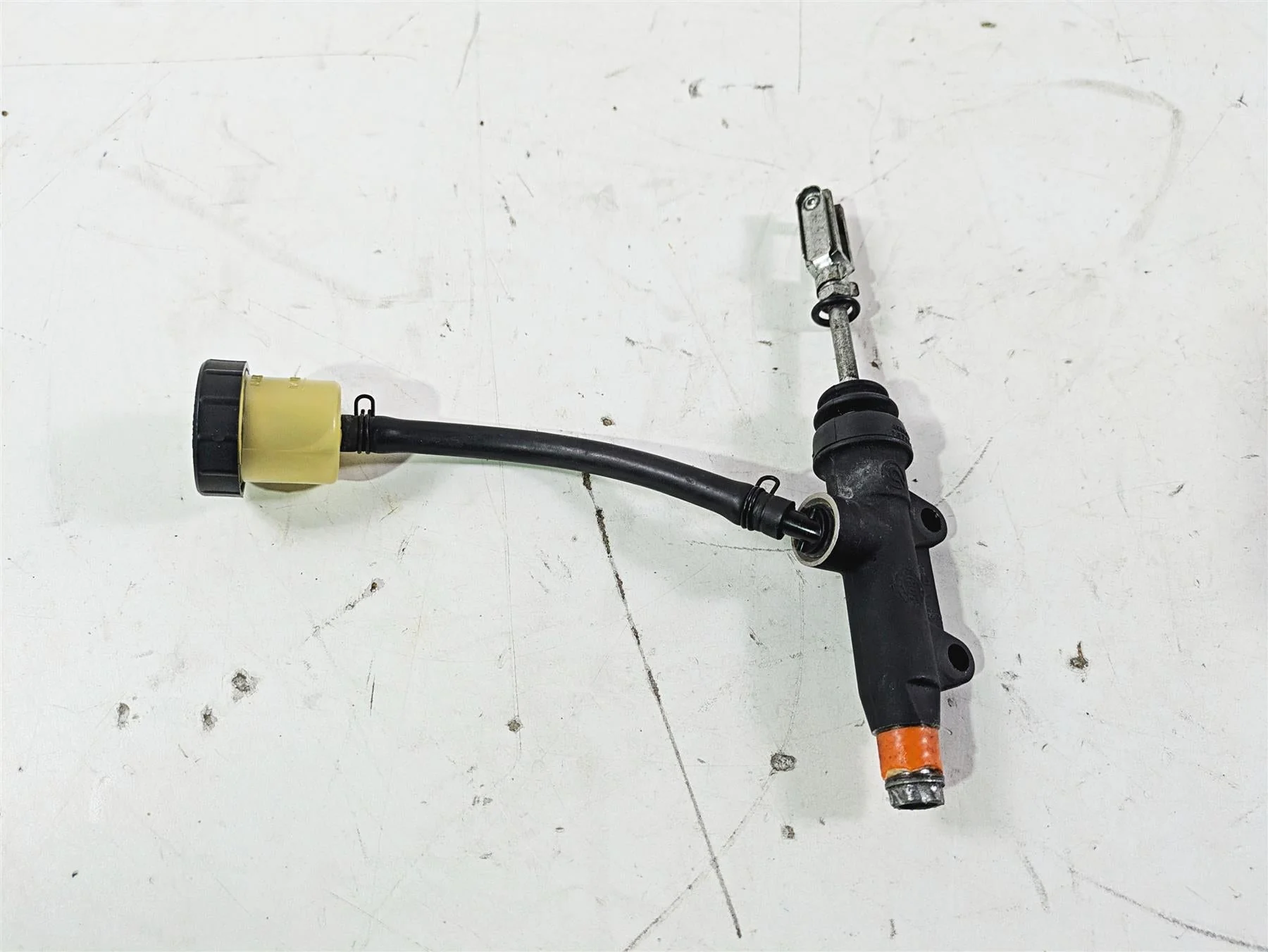2008 Aprilia RSVR 1000 Factory Brembo Rear Brake Master Cylinder AP8133875 - Image 2