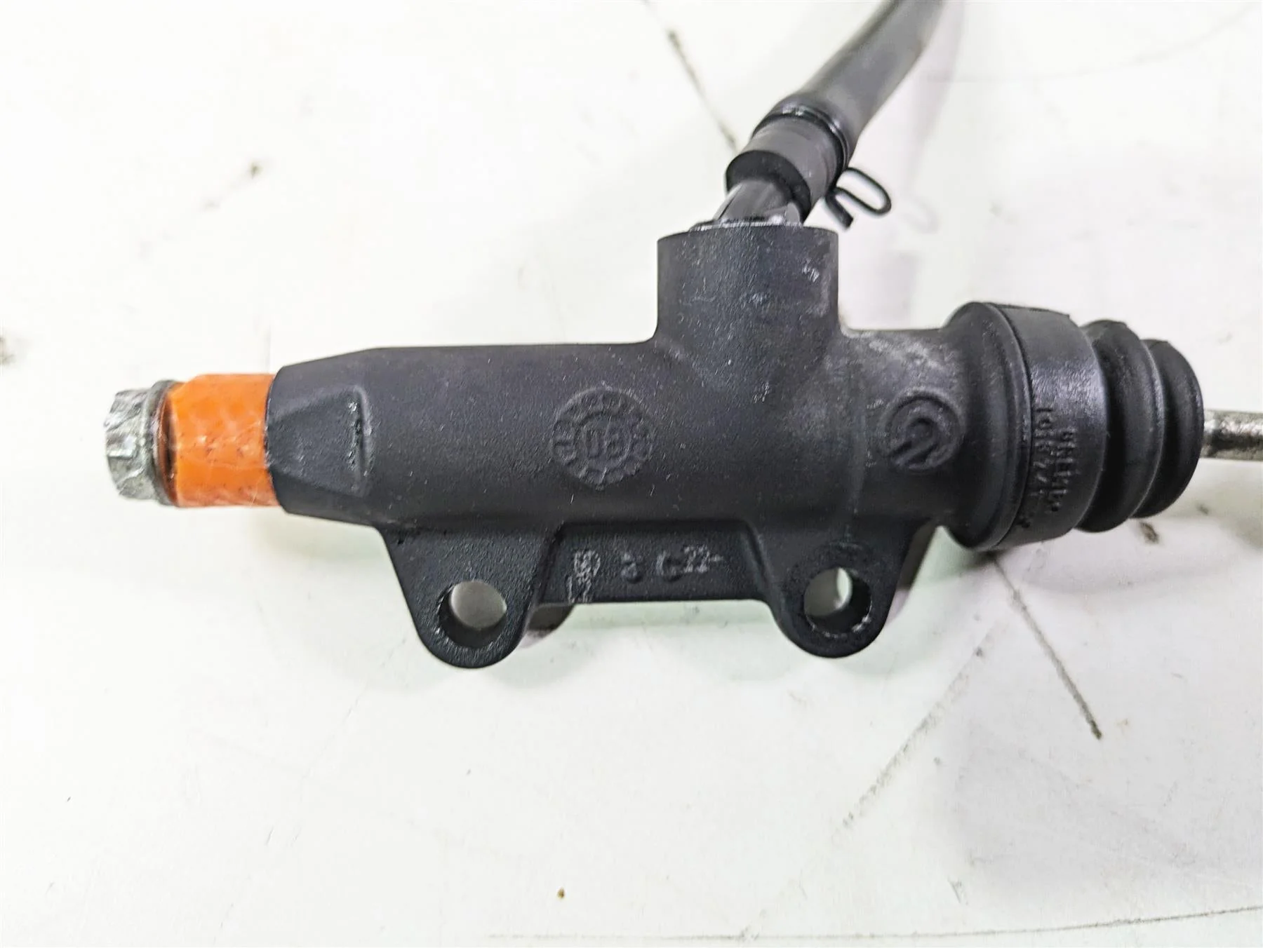 2008 Aprilia RSVR 1000 Factory Brembo Rear Brake Master Cylinder AP8133875 - Image 7
