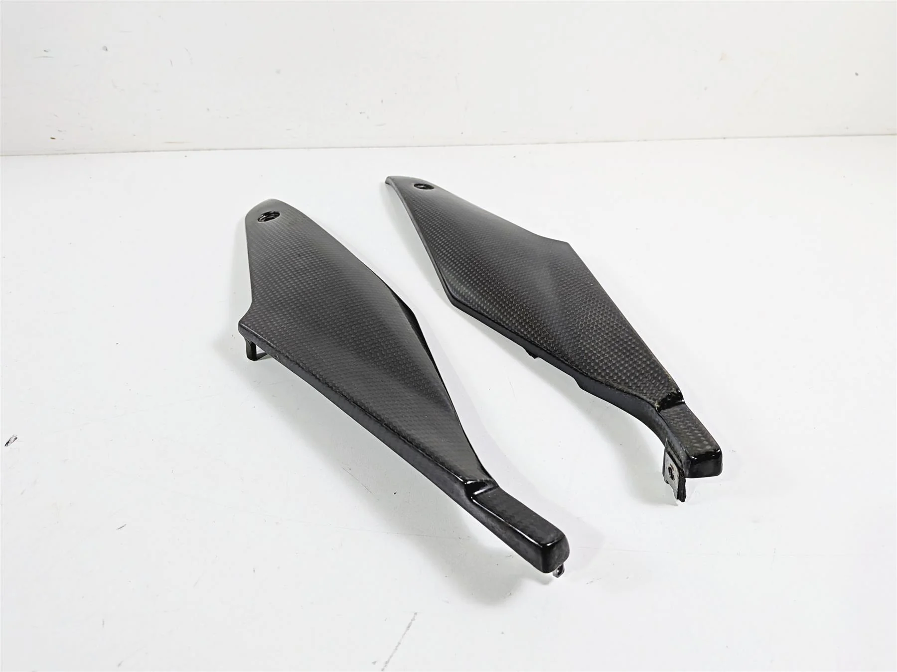 2008 Aprilia RSVR 1000 Factory Carbon Under Seat Side Cover Set 8179402 - Image 12