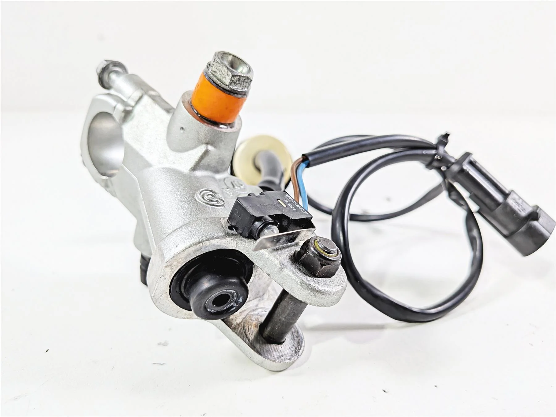 2008 Aprilia RSVR 1000 Factory Clutch Radial Master Cylinder Brembo AP8176193 - Image 11