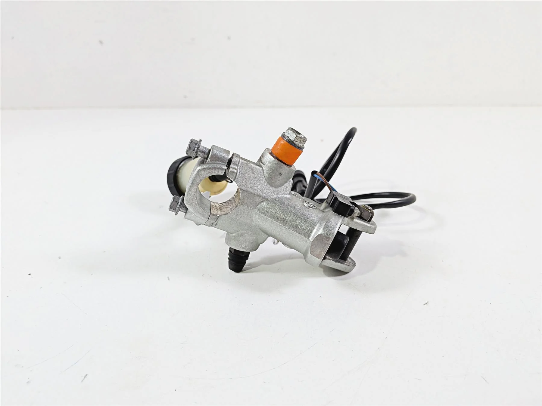 2008 Aprilia RSVR 1000 Factory Clutch Radial Master Cylinder Brembo AP8176193 - Image 4