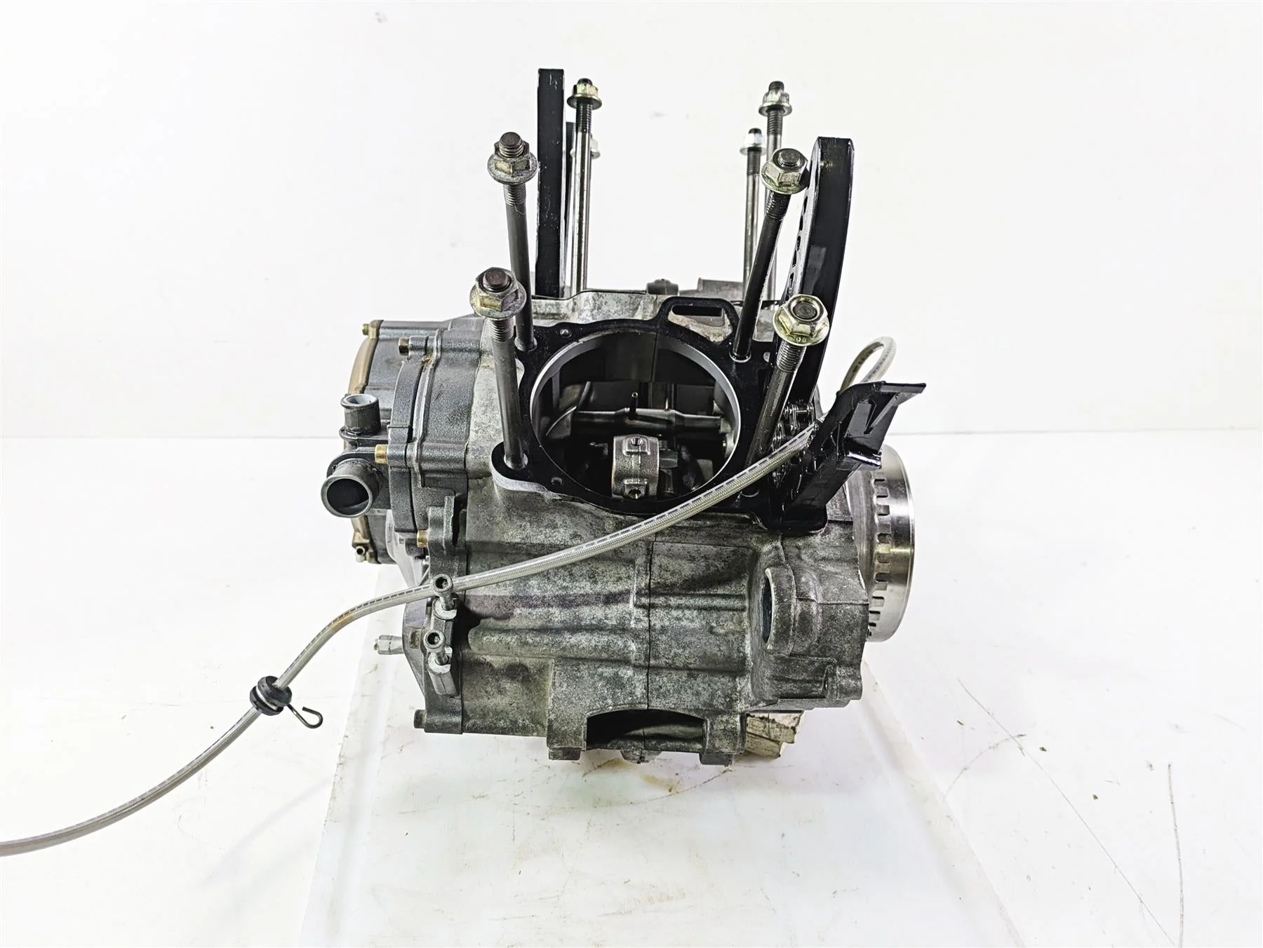 2008 Aprilia RSVR 1000 Factory Crankcase Lower Bottom End Motor AP0296961 - Image 4