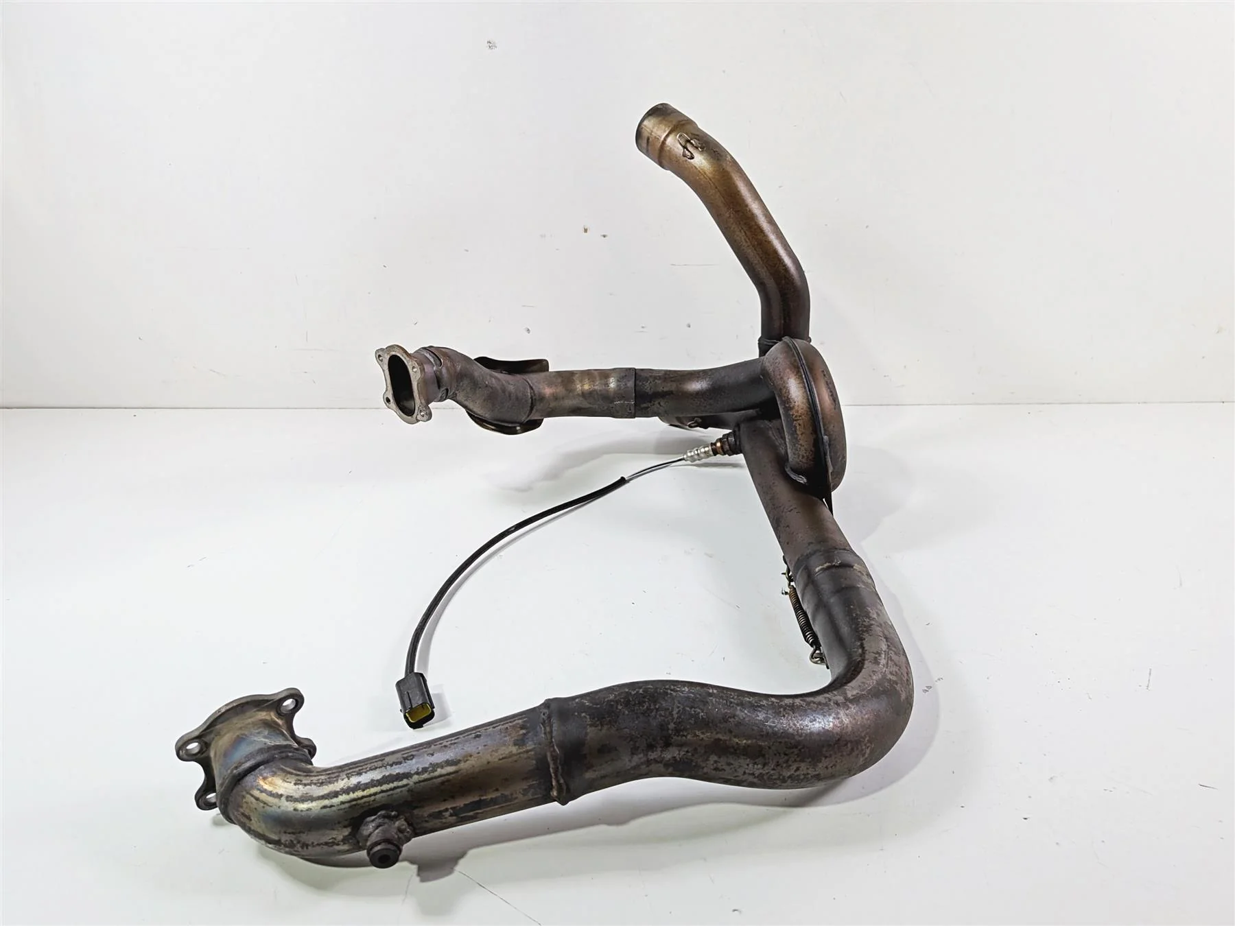2008 Aprilia RSVR 1000 Factory Exhaust Header Manifold Set AP8119651 AP8119877 - Image 3