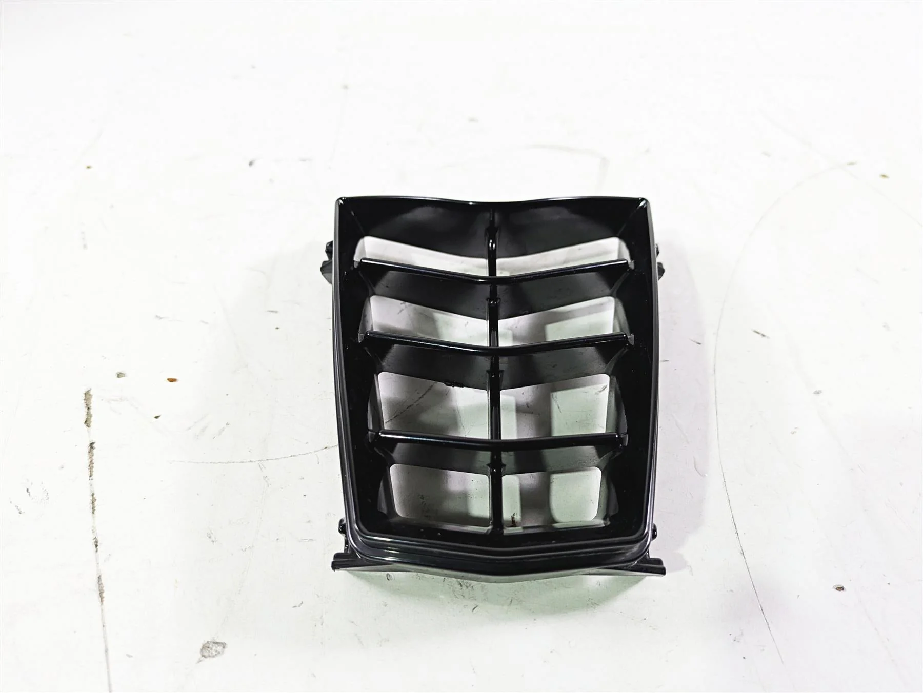 2008 Aprilia RSVR 1000 Factory Font Intake Cover Fairing Guard AP8184681 - Image 6
