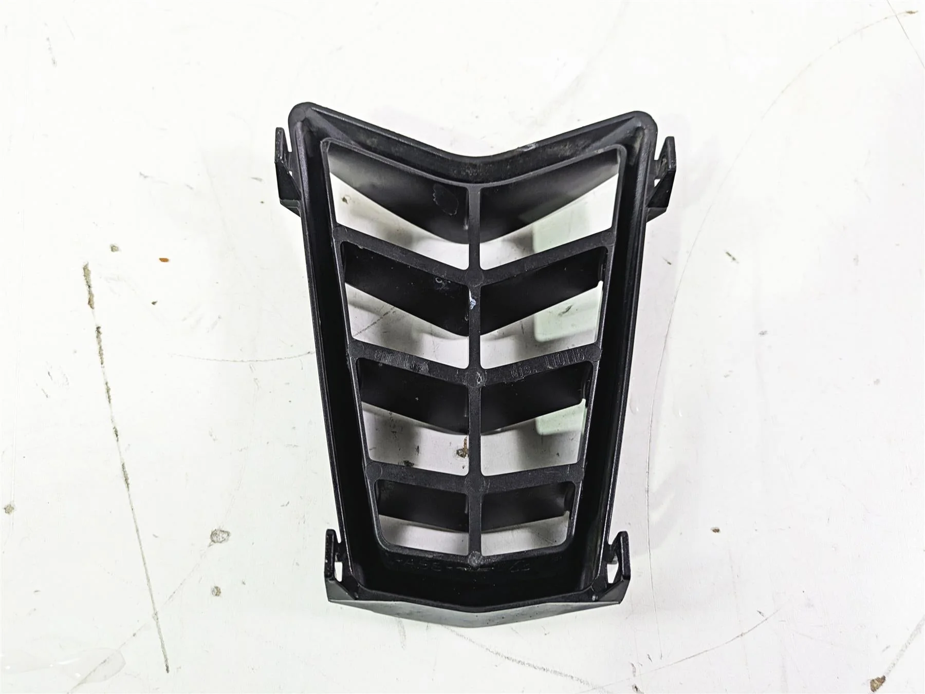 2008 Aprilia RSVR 1000 Factory Font Intake Cover Fairing Guard AP8184681 - Image 9