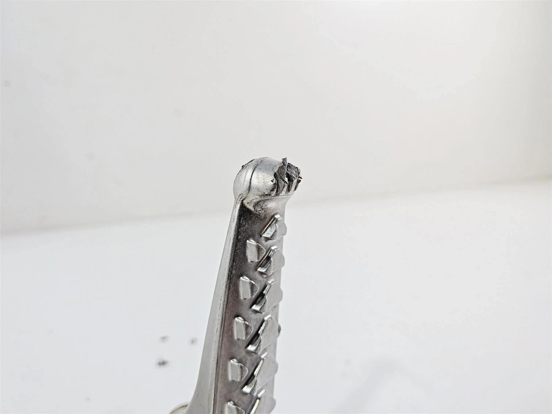 2008 Aprilia RSVR 1000 Factory Front Left & Right Foot Pegs AP8154069 AP8154070 - Image 9