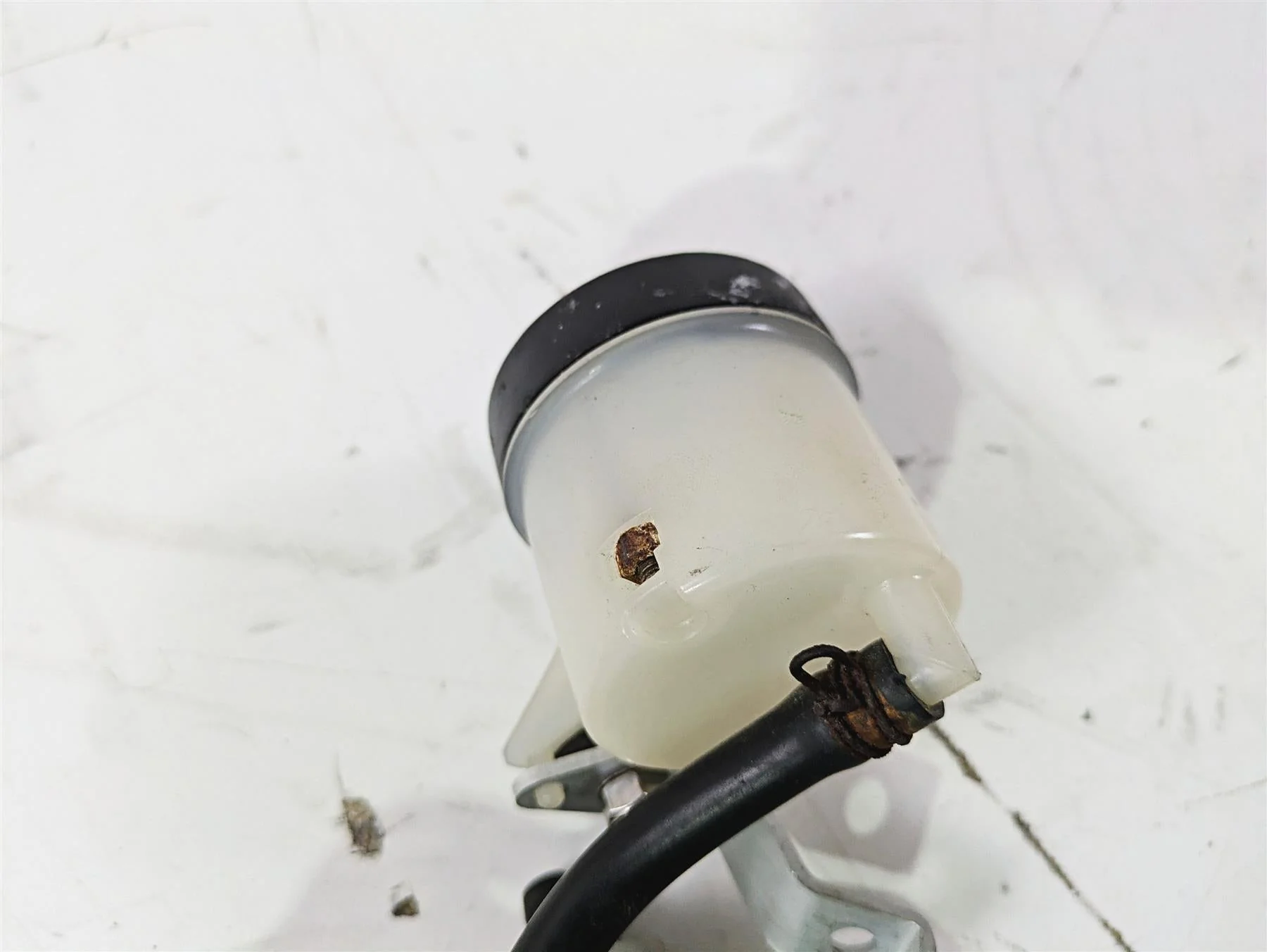 2008 Aprilia RSVR 1000 Factory Brembo  Front Radial Brake Master Cylinder AP8133663 - Image 6