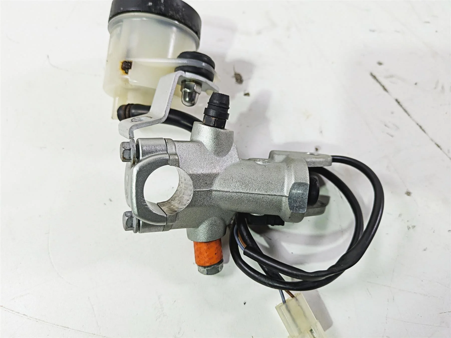 2008 Aprilia RSVR 1000 Factory Brembo  Front Radial Brake Master Cylinder AP8133663 - Image 7