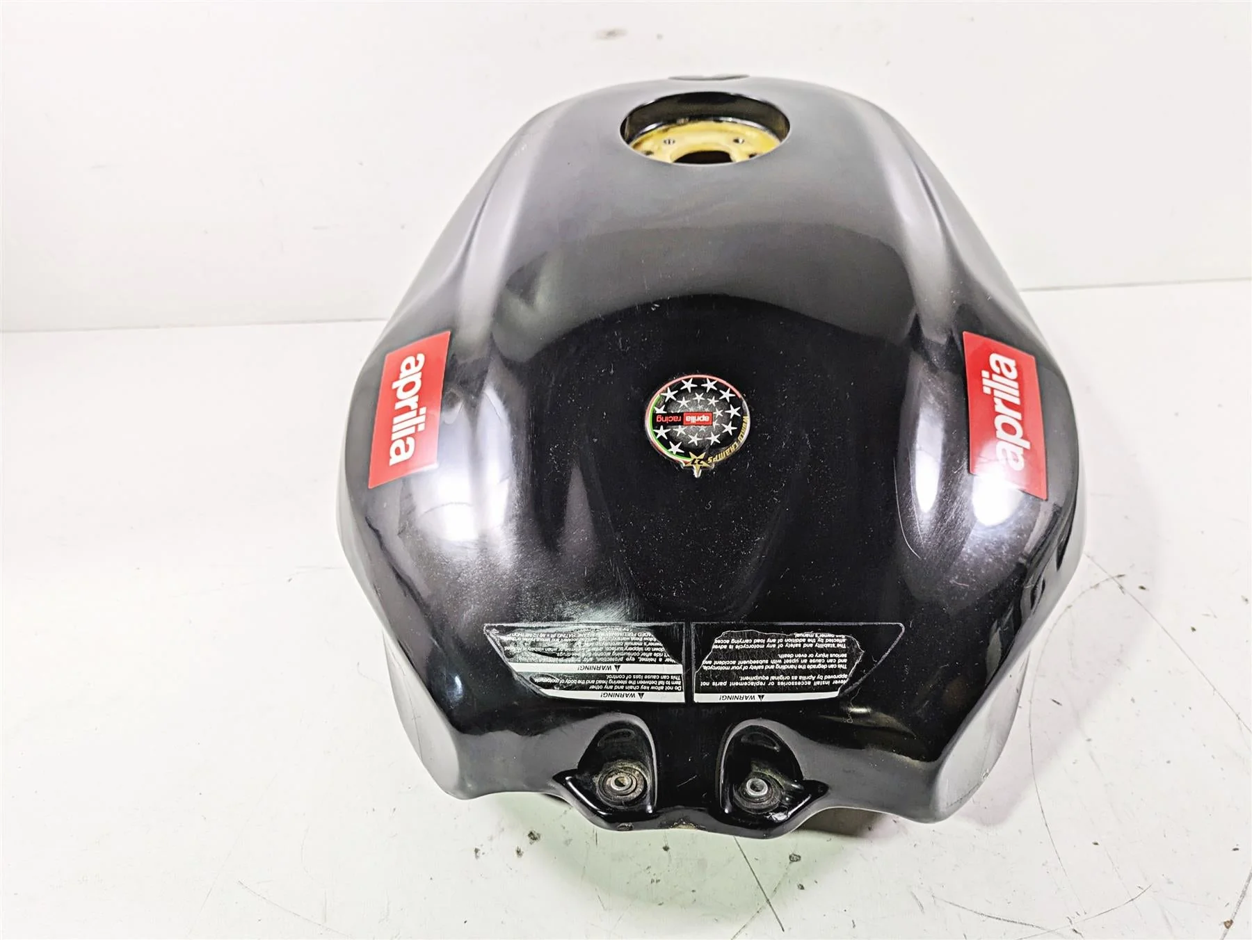 2008 Aprilia RSVR 1000 Factory Fuel Gas Petrol Tank Reservoir -Read AP8184677 - Image 4