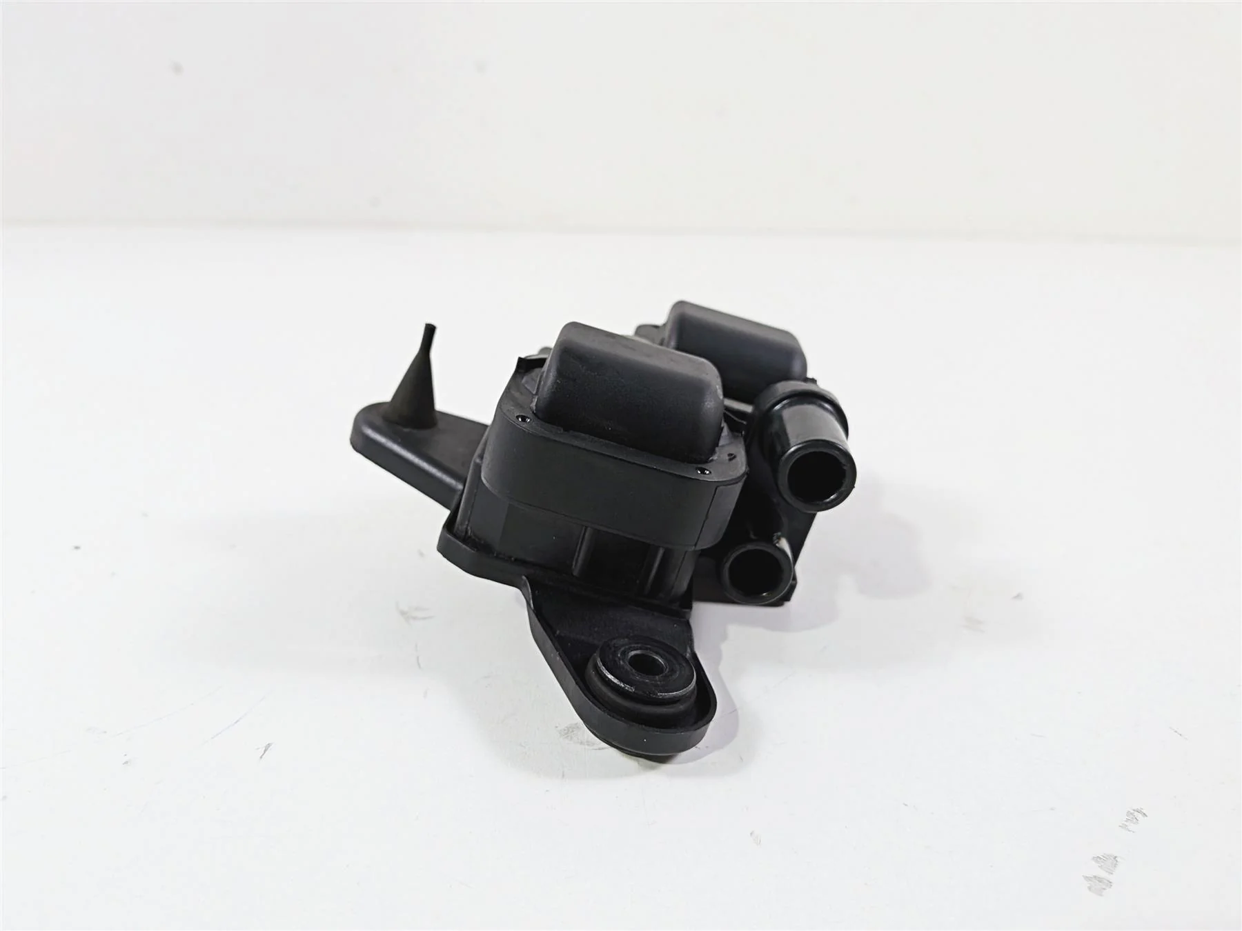 2008 Aprilia RSVR 1000 Factory Ignition Coils Set AP0266070 - Image 3