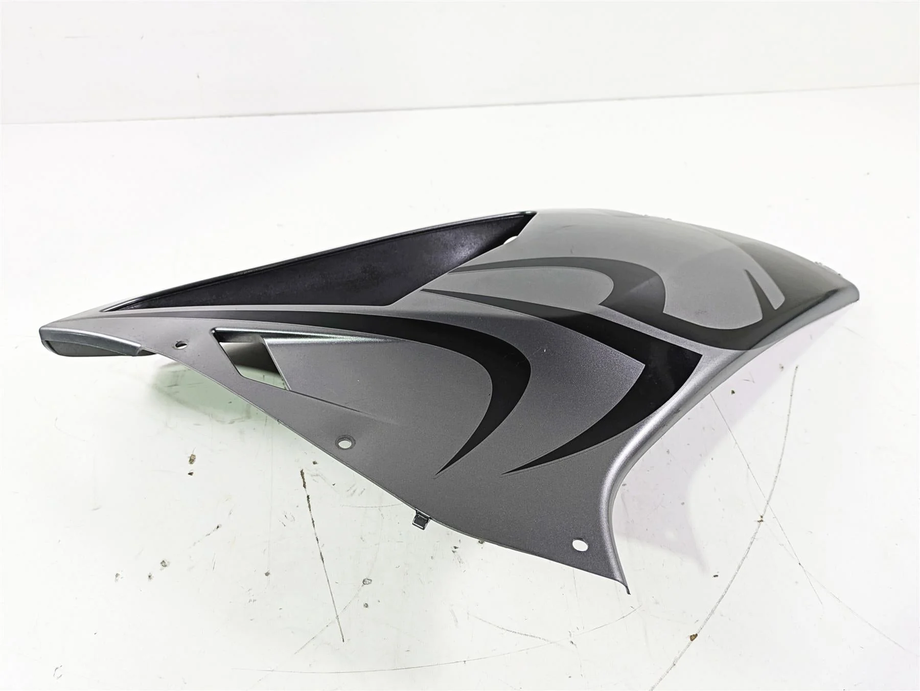 2008 Aprilia RSVR 1000 Factory Left Upper Main Fairing Cover Cowl AP8178173 - Image 4