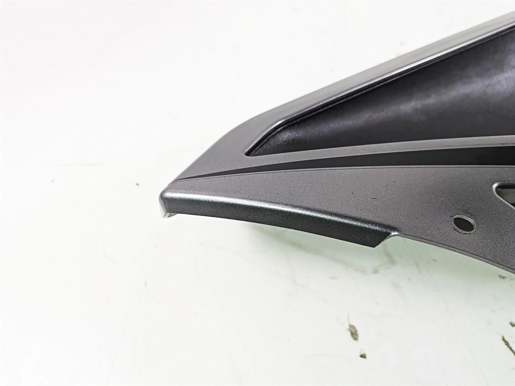 2008 Aprilia RSVR 1000 Factory Left Upper Main Fairing Cover Cowl AP8178173 - Image 8