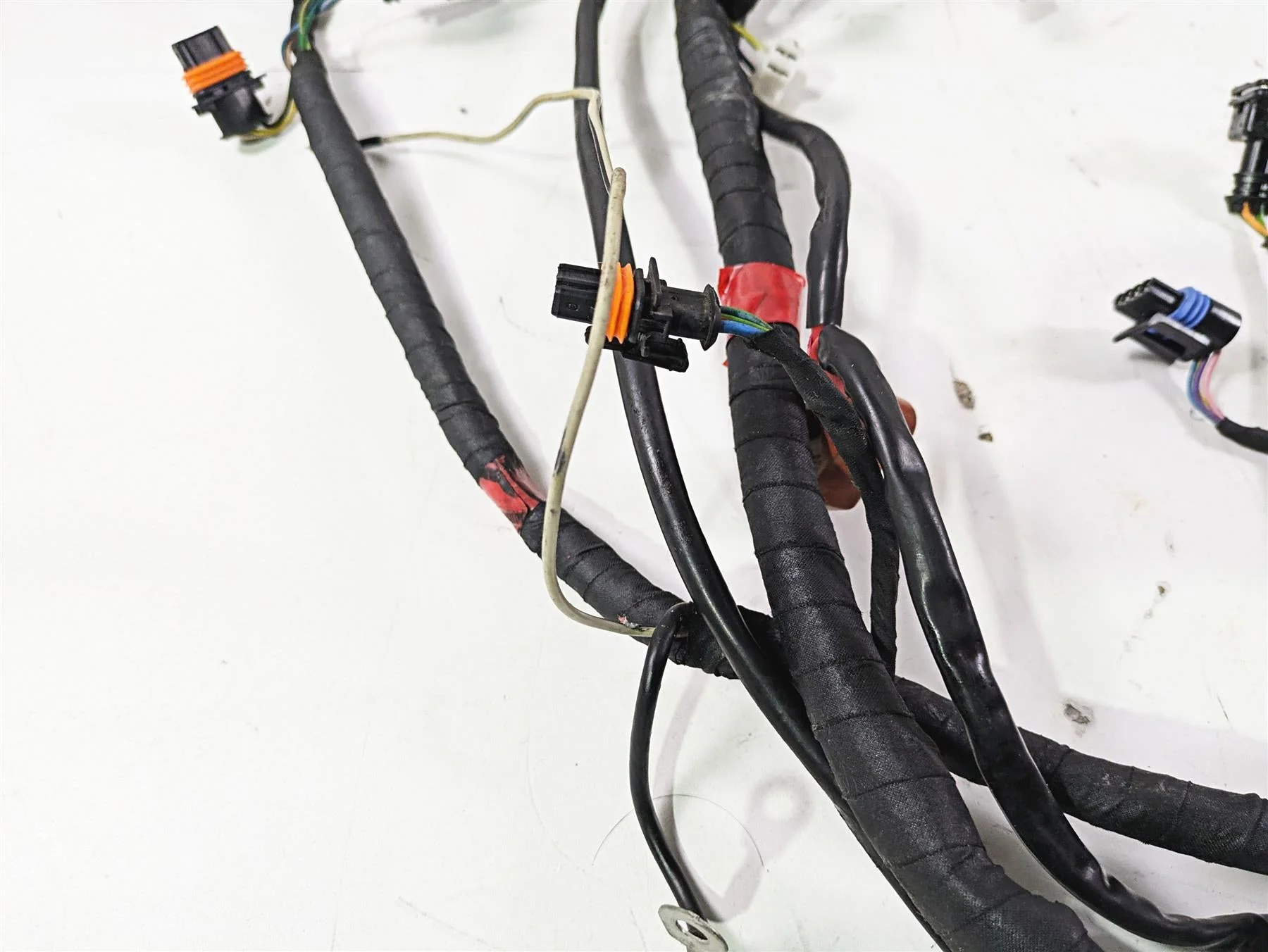 2008 Aprilia RSVR 1000 Factory Main Wiring Harness Loom - No Cuts AP8127681 - Image 3