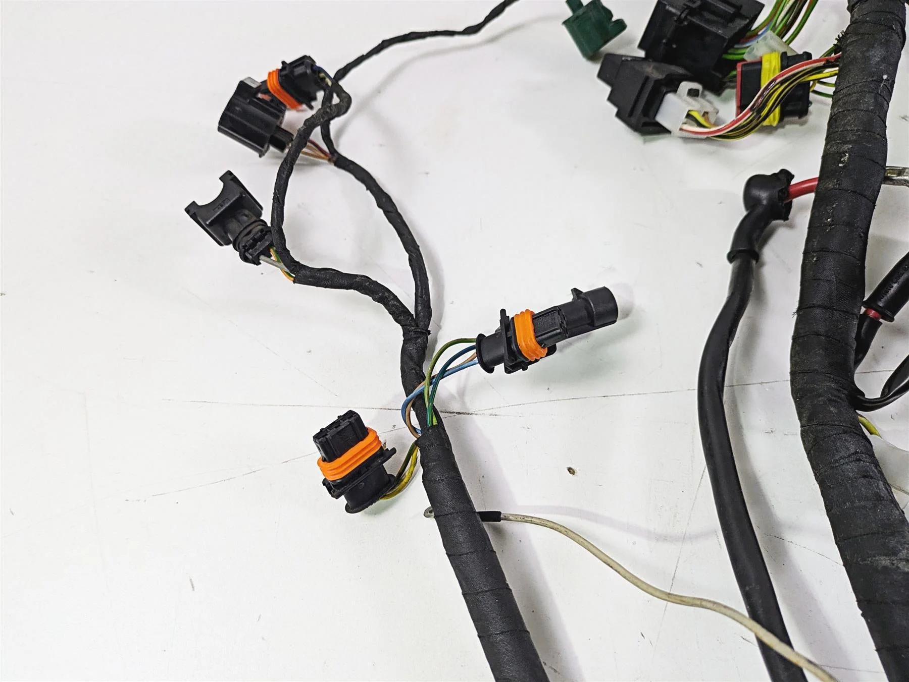 2008 Aprilia RSVR 1000 Factory Main Wiring Harness Loom - No Cuts AP8127681 - Image 4