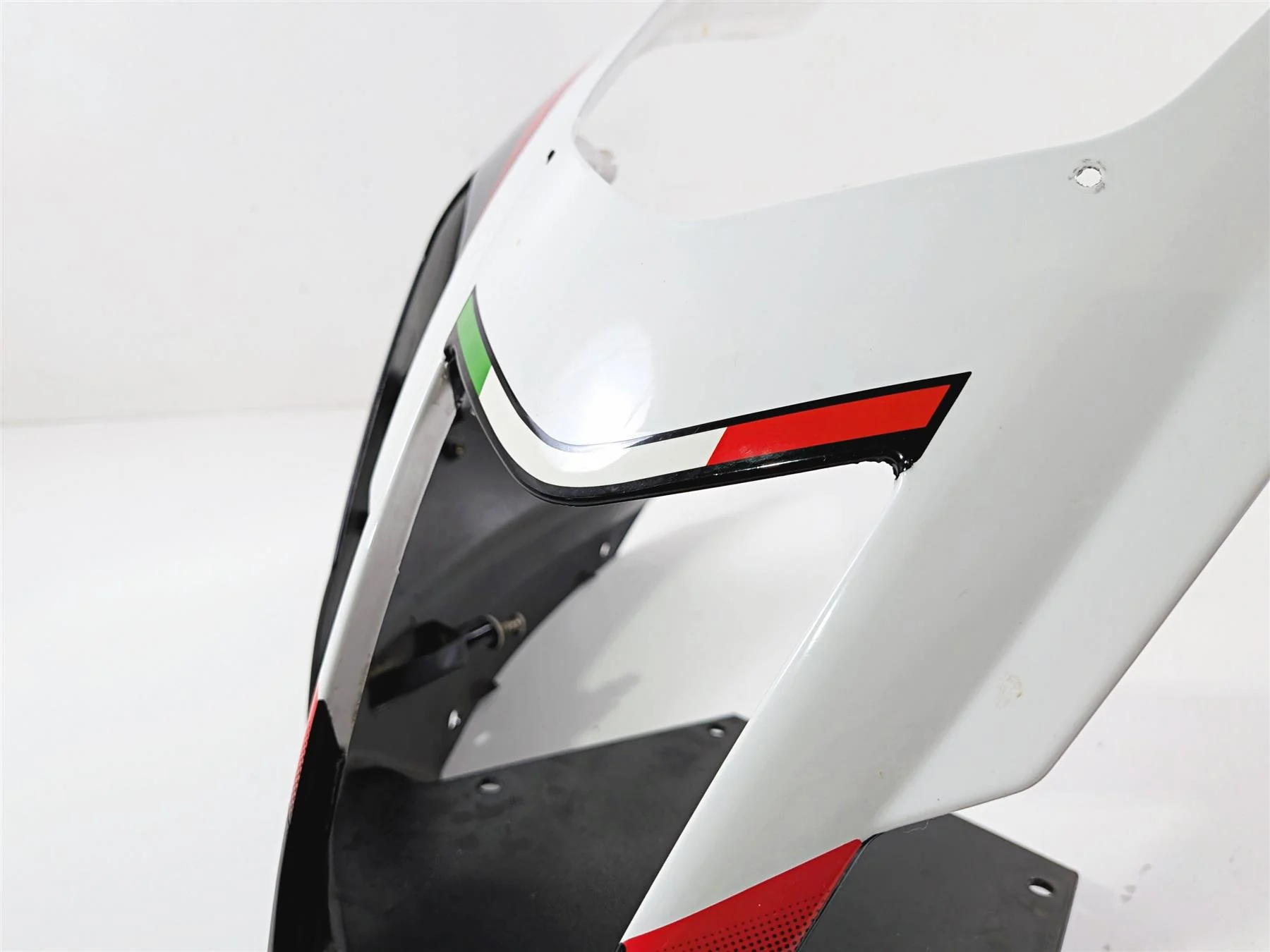 2008 Aprilia RSVR 1000 Factory Oem Front Nose Fairing Cover AP106404 106404 - Image 12