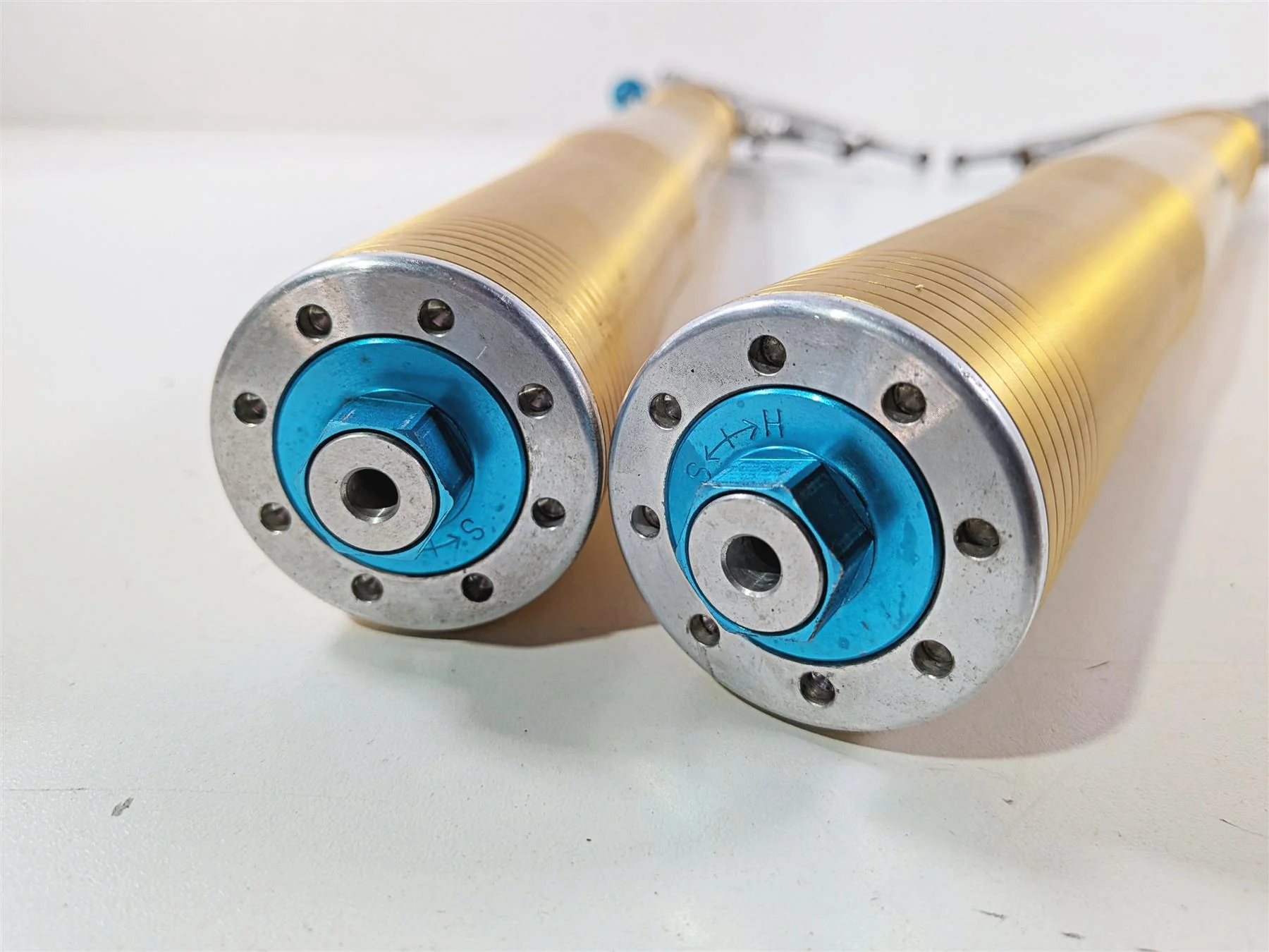 2008 Aprilia RSVR 1000 Factory Ohlins Front Fork Leg Set AP8163062 AP8163063 - Image 11