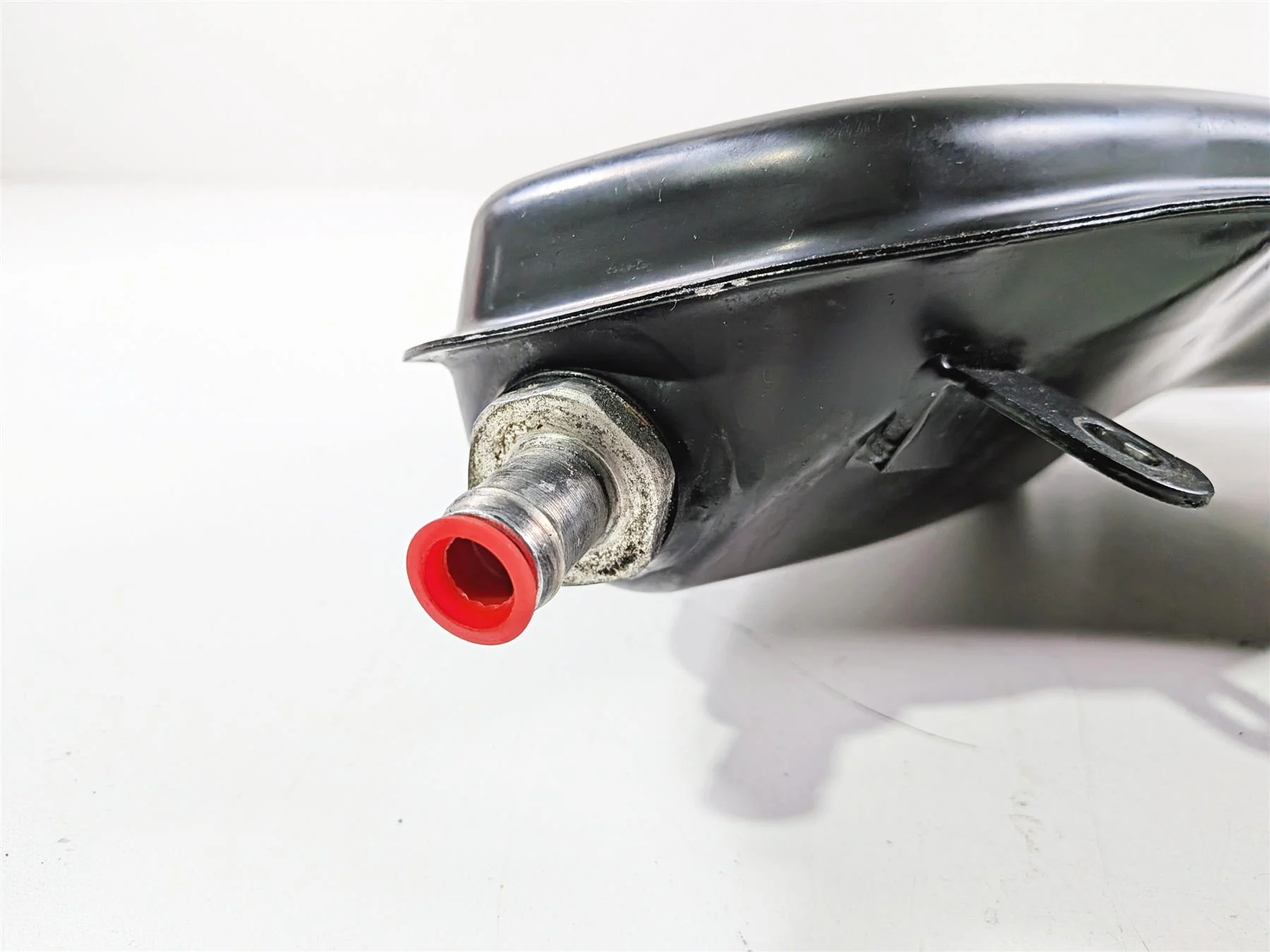 2008 Aprilia RSVR 1000 Factory Oil Tank Reservoir AP8158120 - Image 12