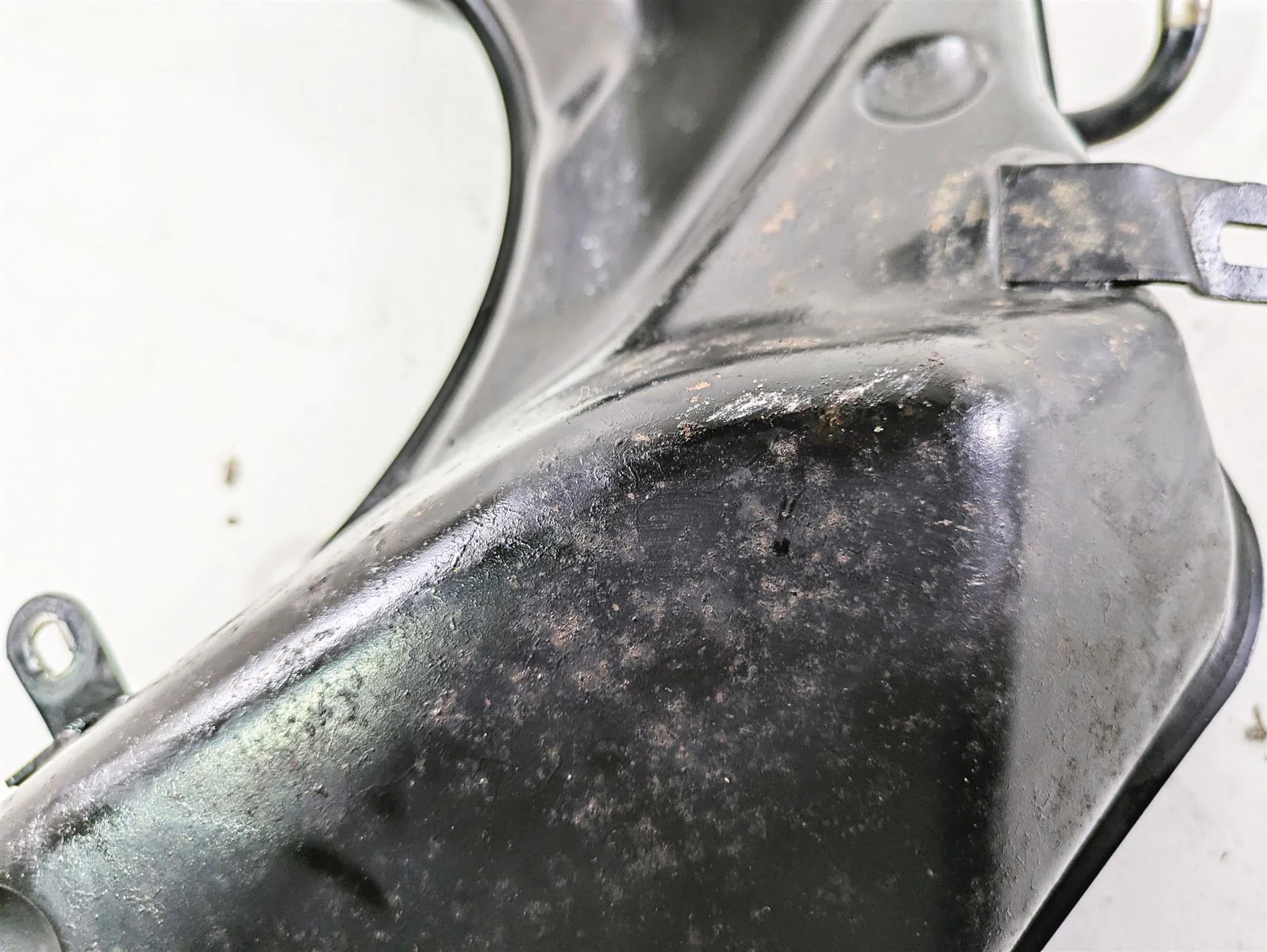 2008 Aprilia RSVR 1000 Factory Oil Tank Reservoir AP8158120 - Image 10