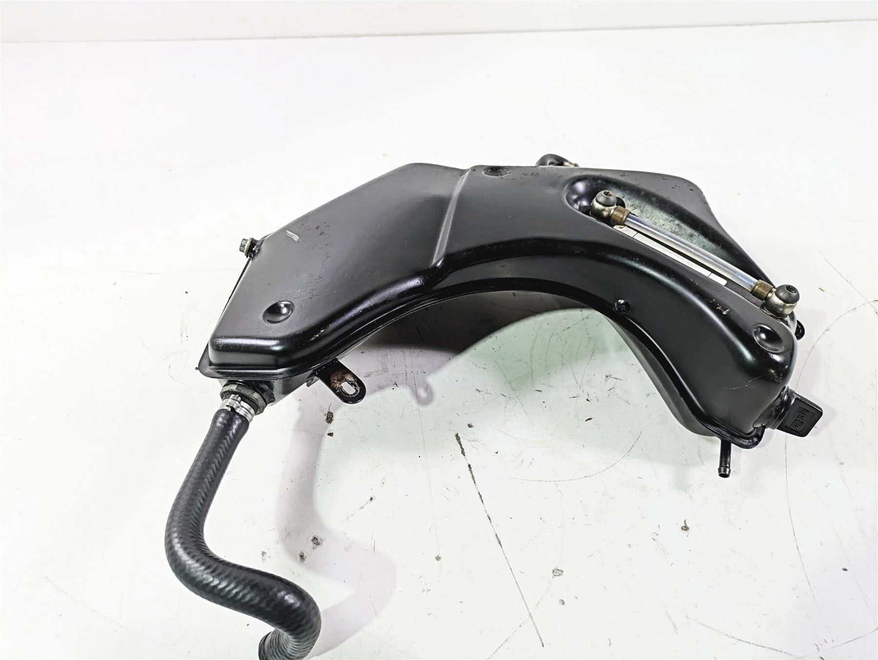 2008 Aprilia RSVR 1000 Factory Oil Tank Reservoir AP8158120 - Image 3