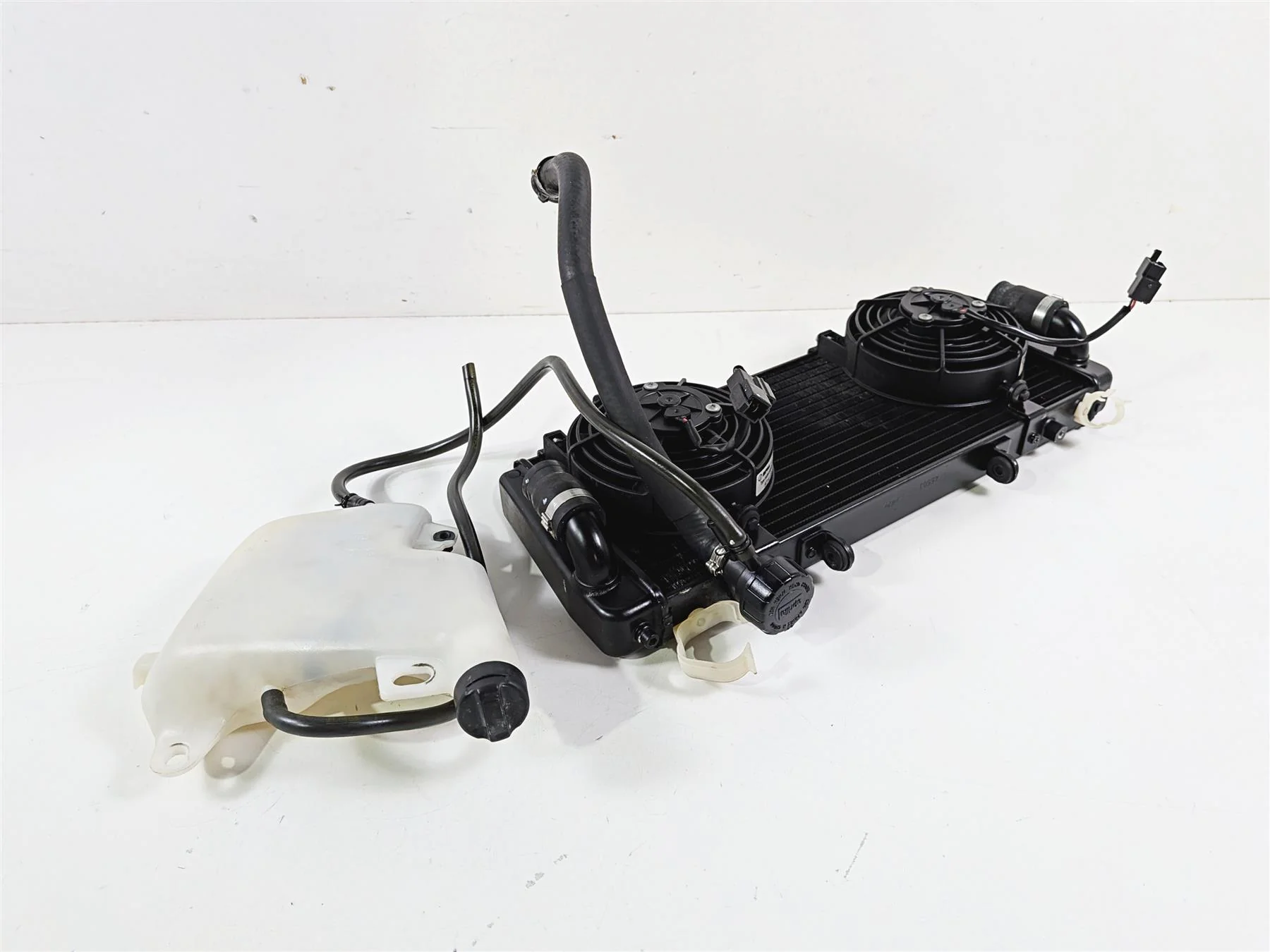 2008 Aprilia RSVR 1000 Factory Radiator Fan Reservoir Hoses Set AP8104828 - Image 8