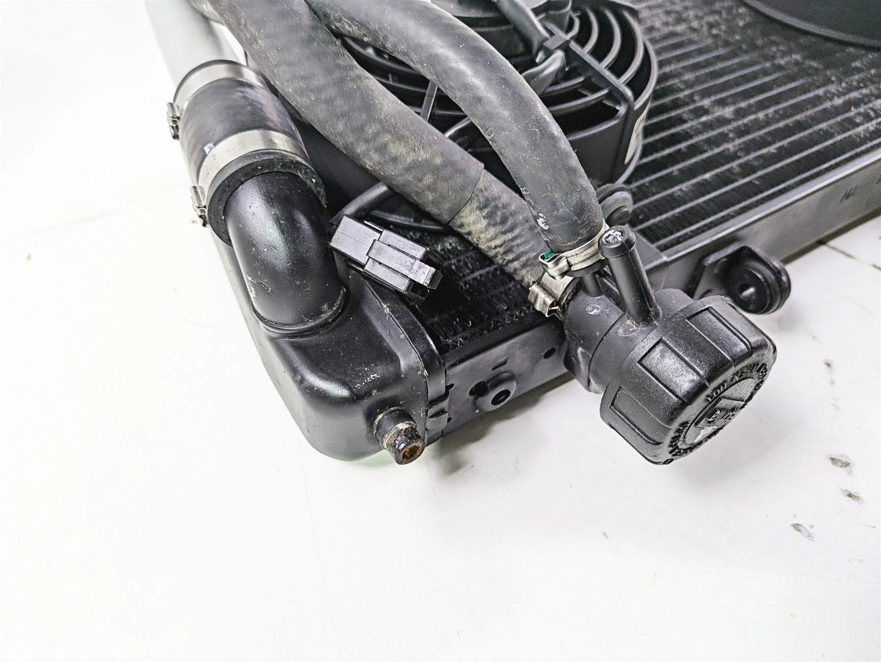 2008 Aprilia RSVR 1000 Factory Radiator Fan Reservoir Hoses Set AP8104828 - Image 6