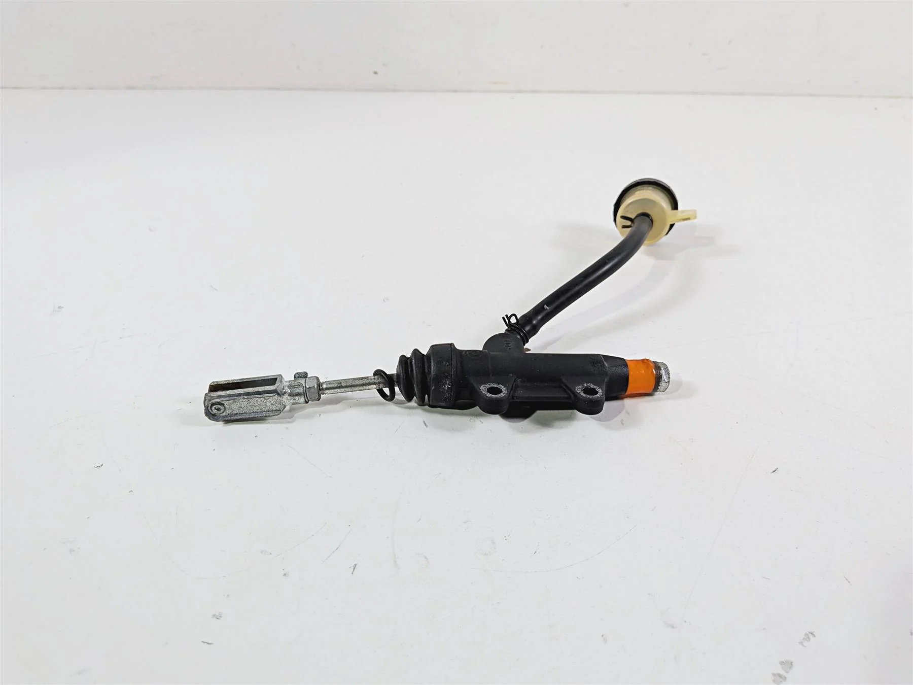2008 Aprilia RSVR 1000 Factory Rear Brembo Brake Master Cylinder AP8133875 - Image 3