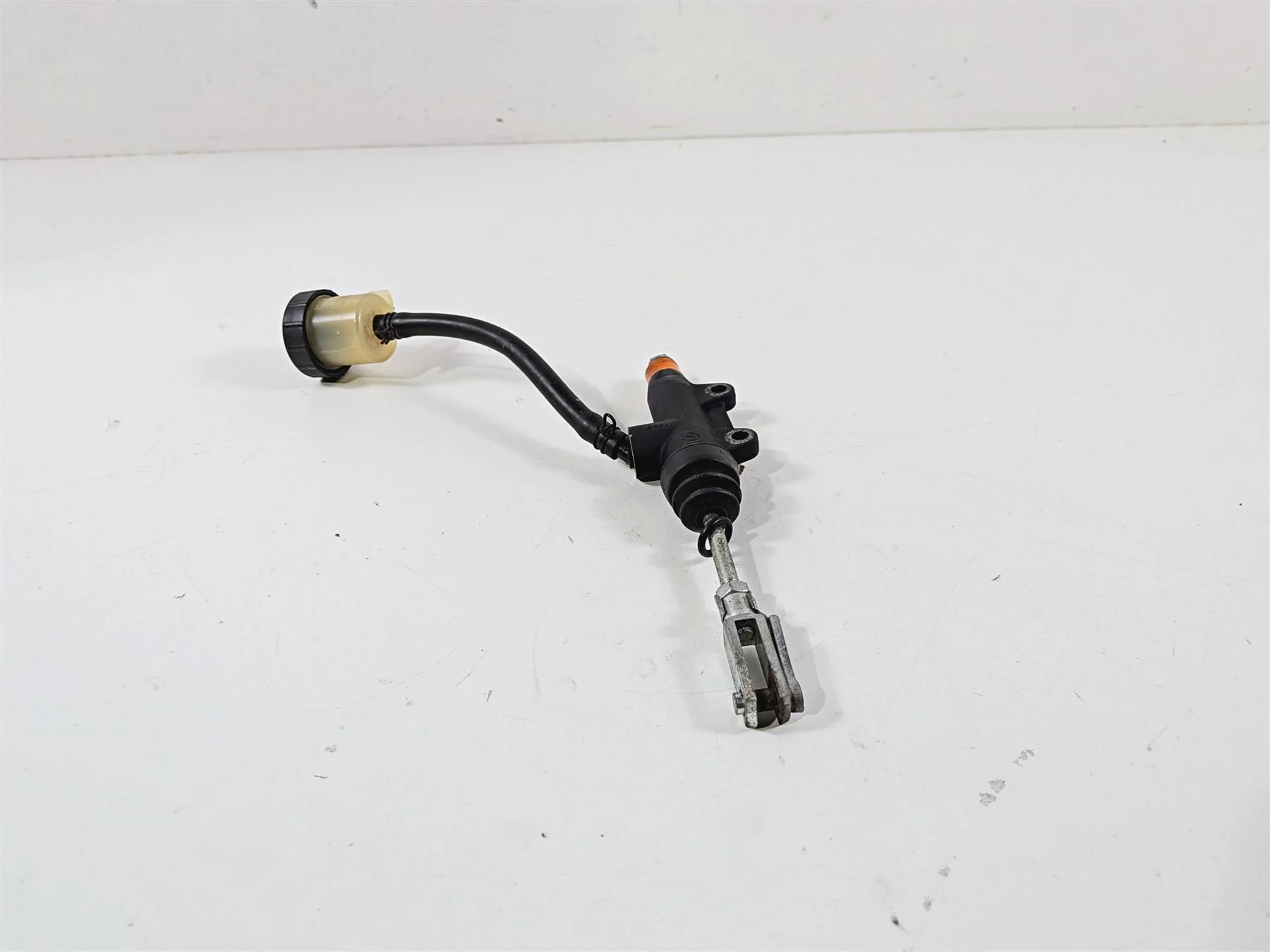 2008 Aprilia RSVR 1000 Factory Rear Brembo Brake Master Cylinder AP8133875 - Image 4