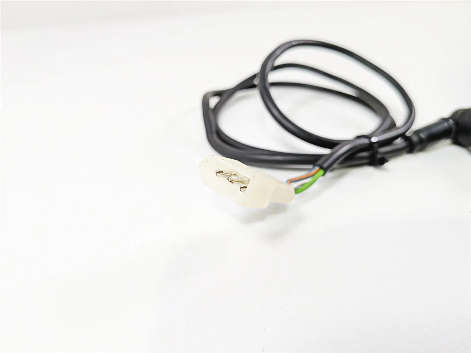 2008 Aprilia RSVR 1000 Factory Rear Wheel Speed Sensor AP8124528 - Image 8
