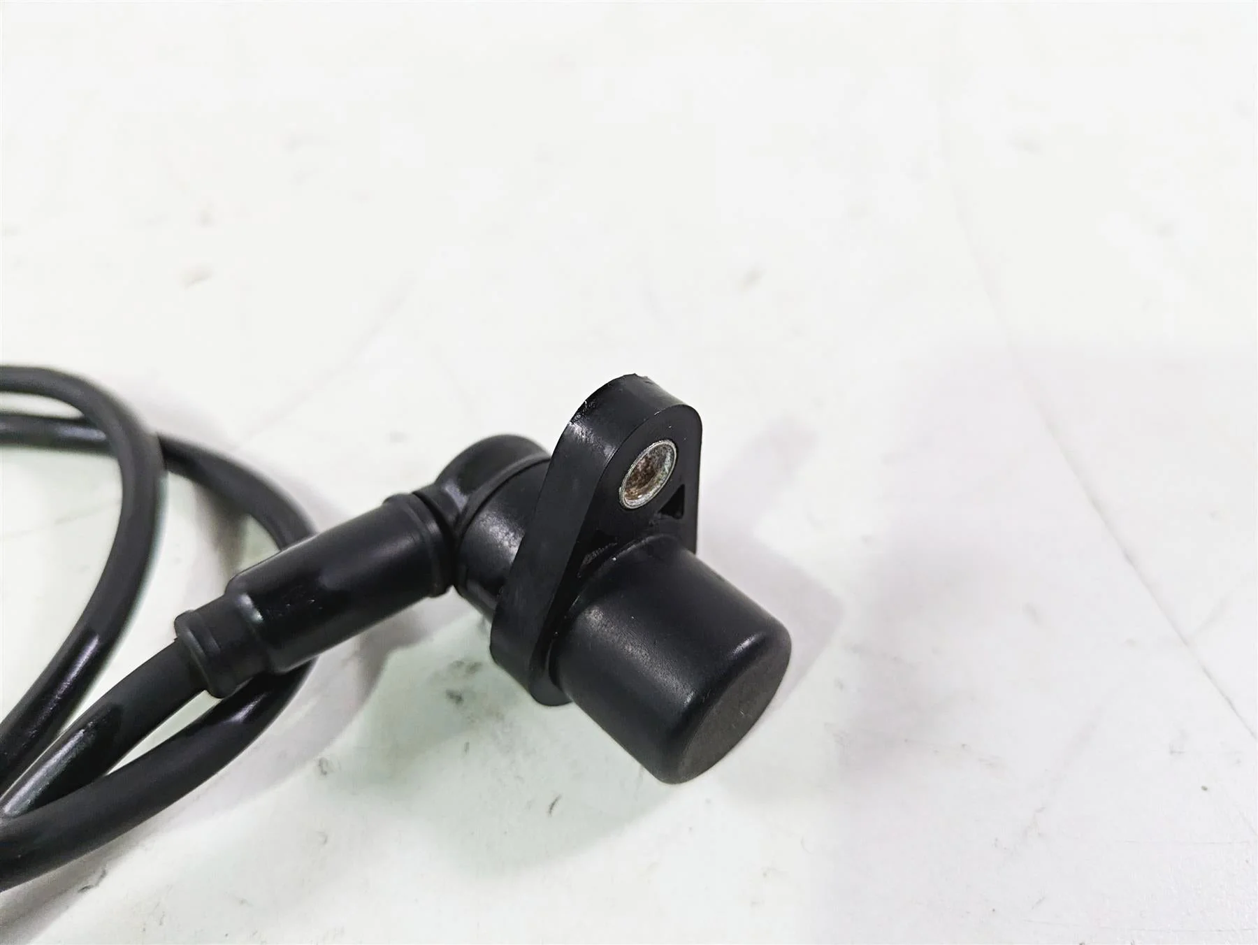 2008 Aprilia RSVR 1000 Factory Rear Wheel Speed Sensor AP8124528 - Image 6