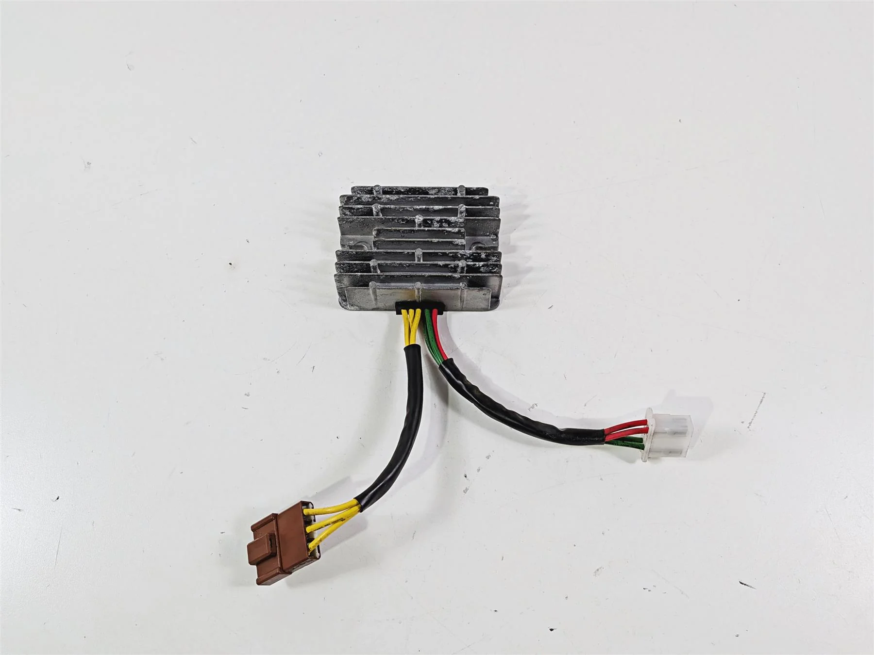 2008 Aprilia RSVR 1000 Factory Rectifier Voltage Regulator AP8127144 - Image 10