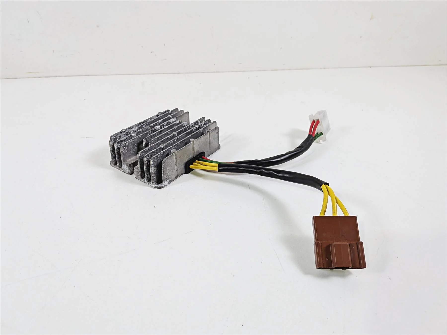 2008 Aprilia RSVR 1000 Factory Rectifier Voltage Regulator AP8127144 - Image 9