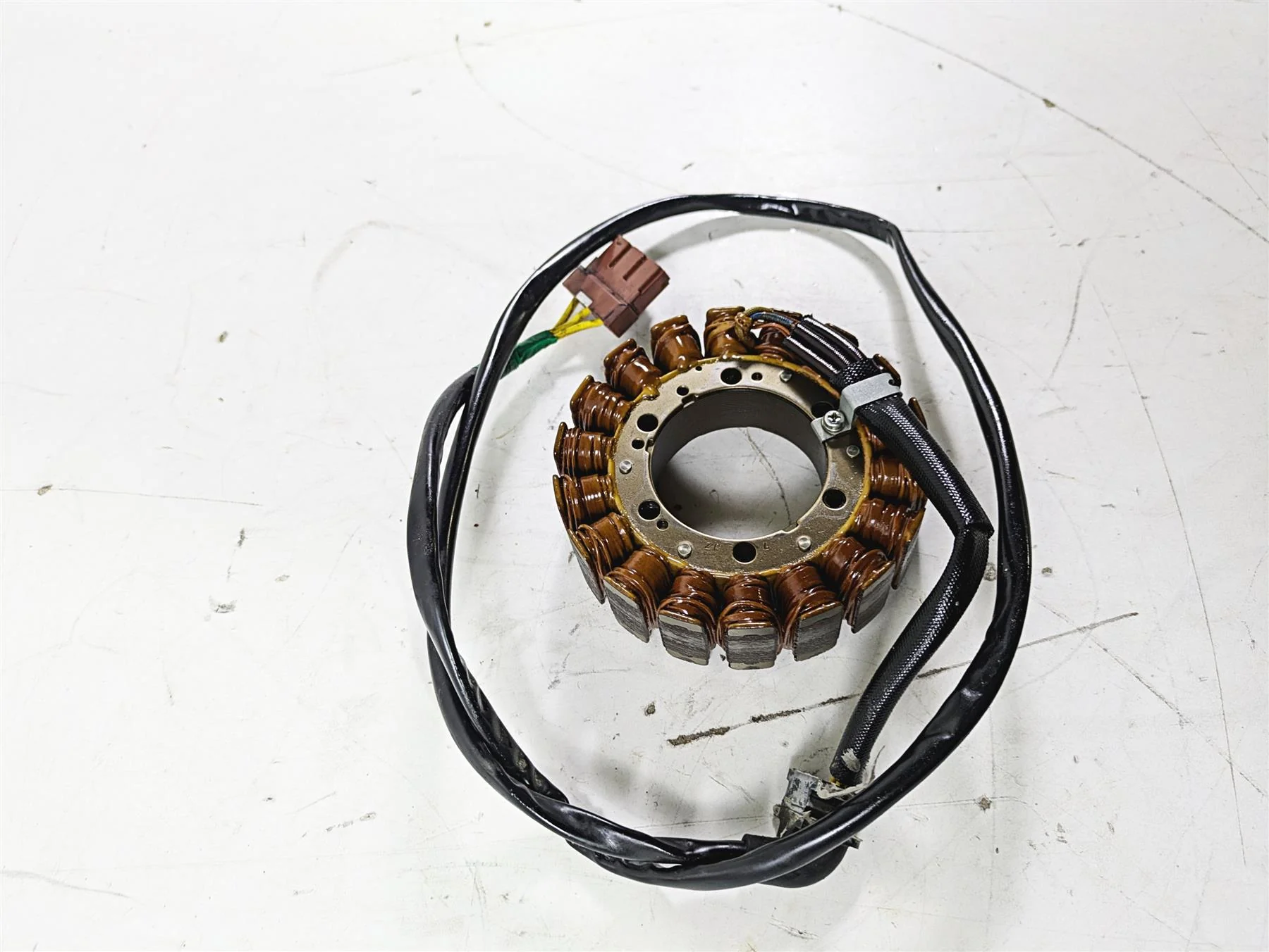 2008 Aprilia RSVR 1000 Factory Stator Alternator Generator AP0296988 - Image 2