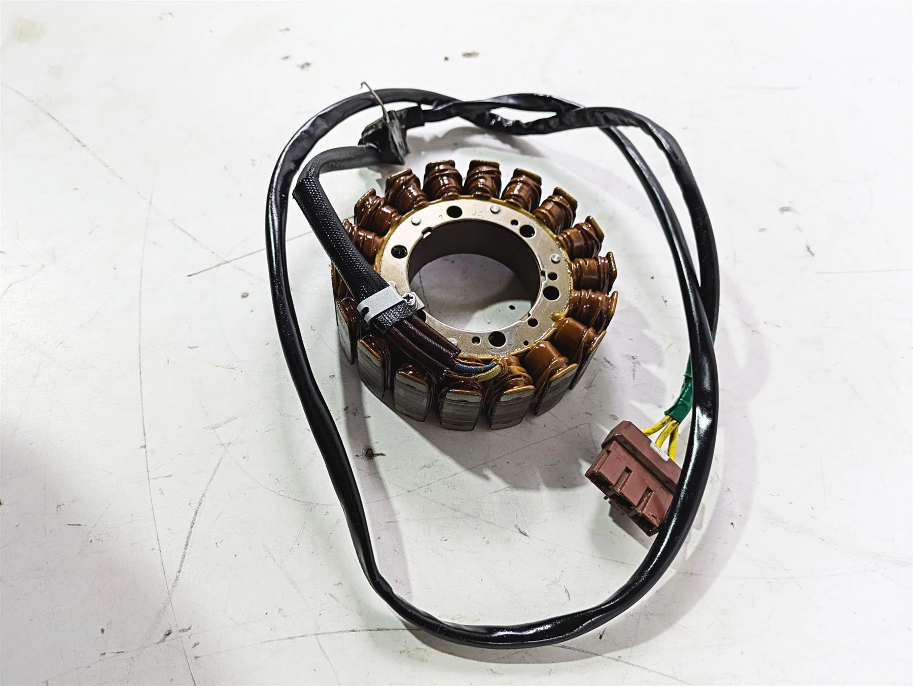 2008 Aprilia RSVR 1000 Factory Stator Alternator Generator AP0296988 - Image 3