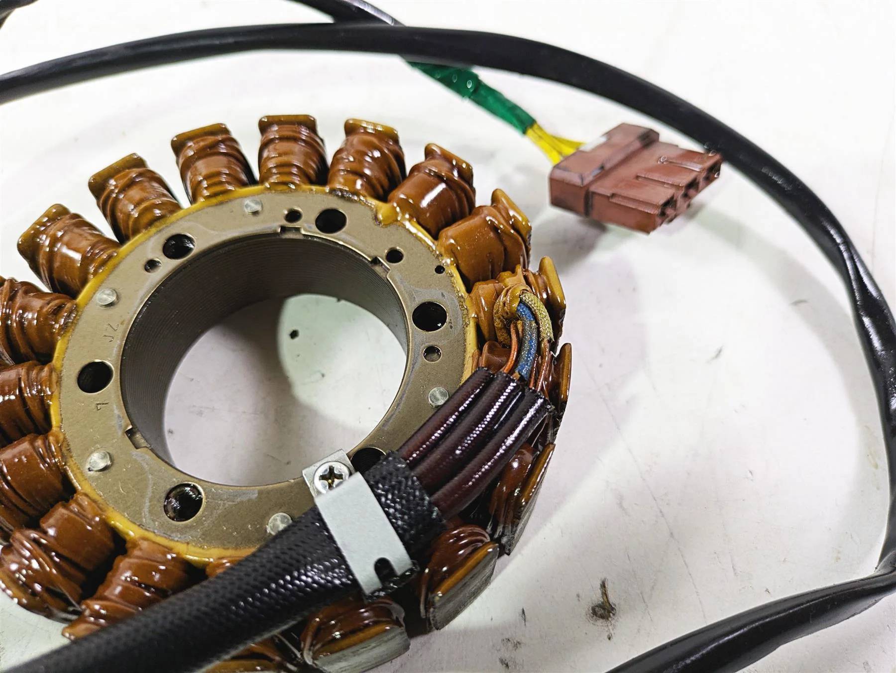 2008 Aprilia RSVR 1000 Factory Stator Alternator Generator AP0296988 - Image 5