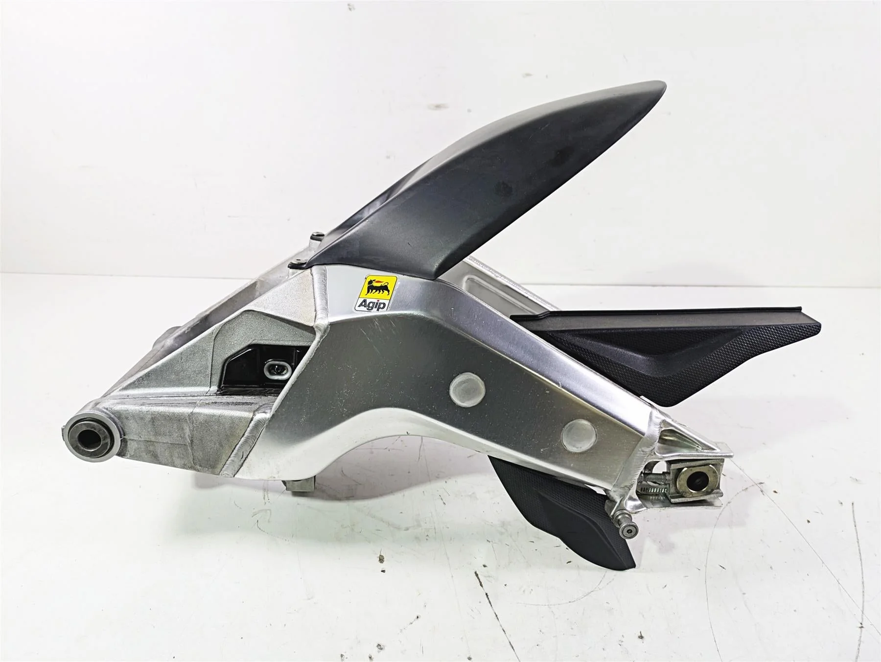 2008 Aprilia RSVR 1000 Factory Straight Swingarm Swingarm Axle Set AP8145020