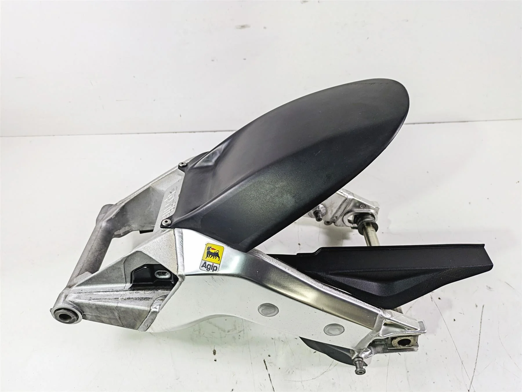 2008 Aprilia RSVR 1000 Factory Straight Swingarm Swingarm Axle Set AP8145020 - Image 5