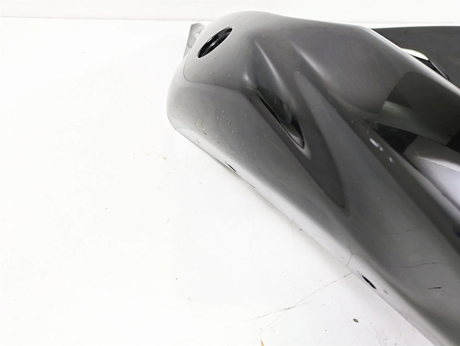 2008 Aprilia RSVR 1000 Factory Tail Side Cover Fairing Set AP8184322 AP8184323 - Image 10