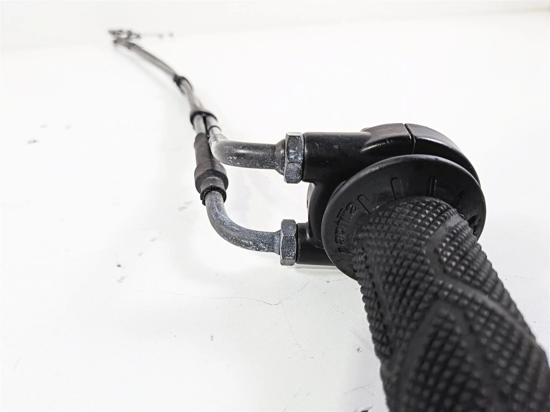2008 Aprilia RSVR 1000 Factory Throttle Grip Handle Set AP8118566 - Image 8