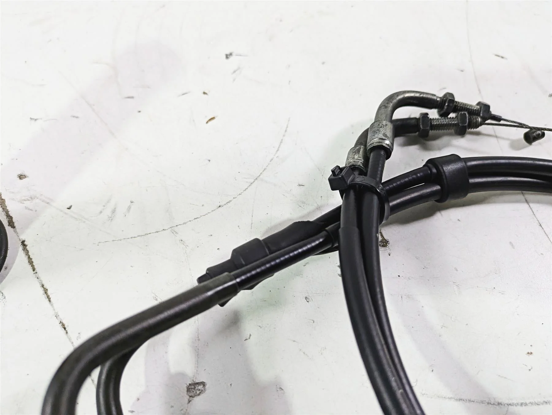 2008 Aprilia RSVR 1000 Factory Throttle Grip Handle Set - Read AP8118566 - Image 10