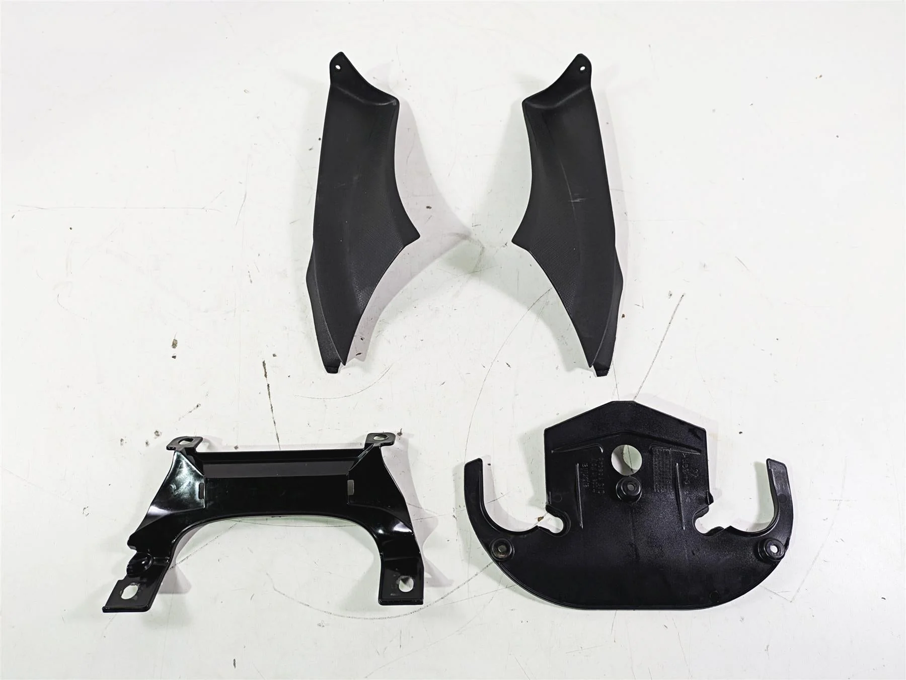 2008 Aprilia RSVR 1000 Factory Upper Inner Infill Cover Fairing Set 106414
