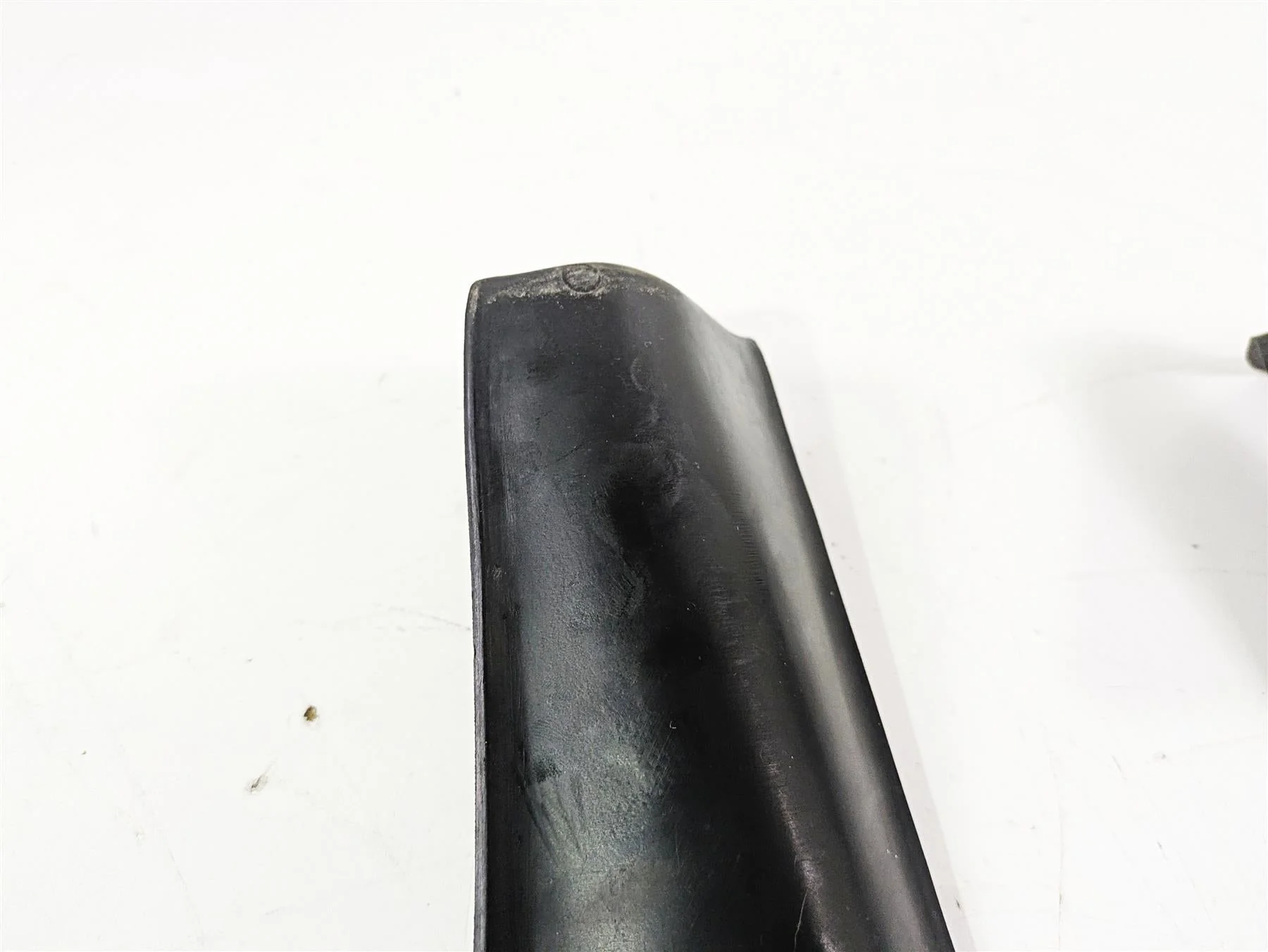 2008 Aprilia RSVR 1000 Factory Upper Inner Infill Cover Fairing Set 106414 - Image 10